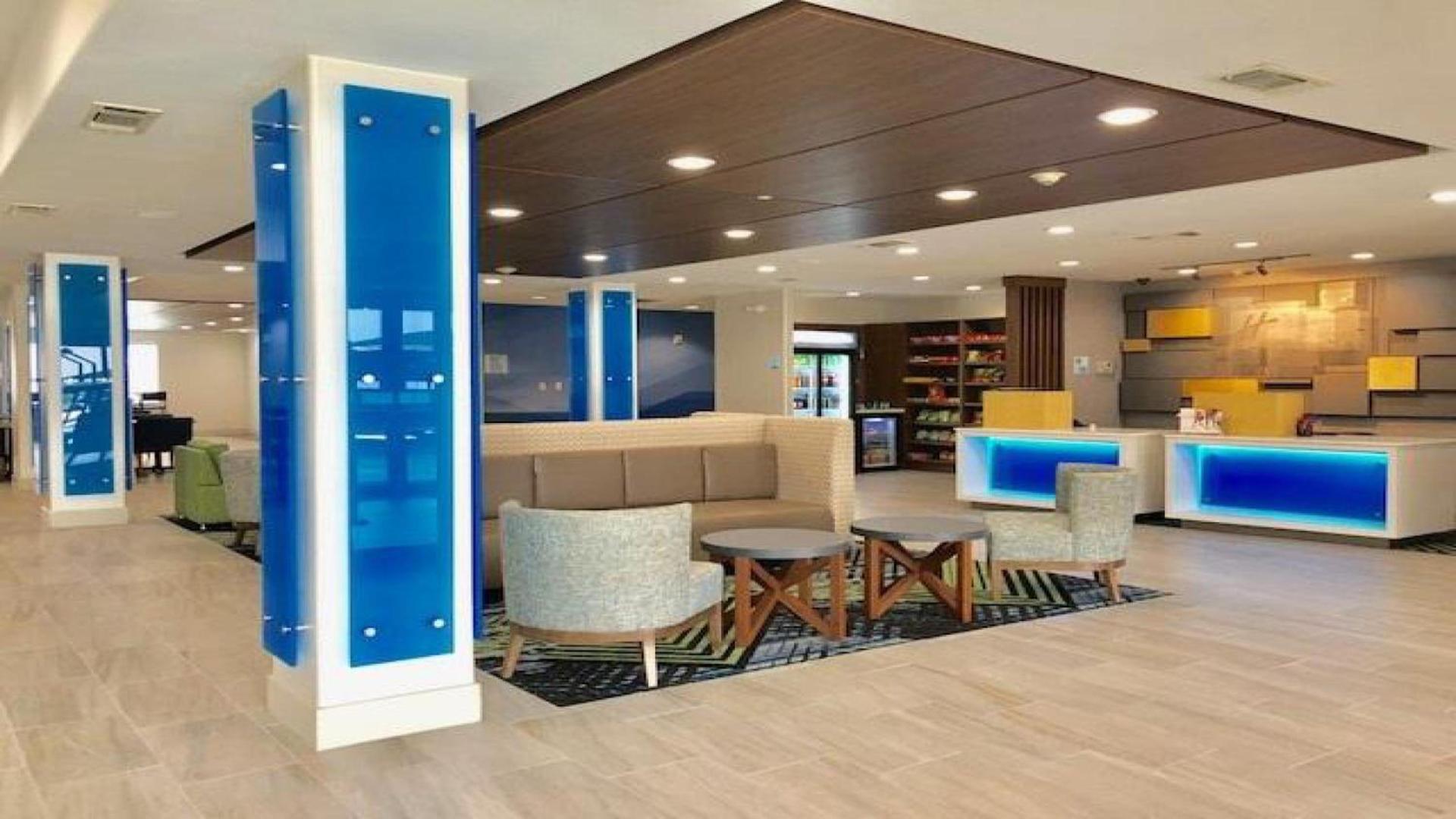 Holiday Inn Express Hotel & Suites Mount Pleasant by IHG photo 14