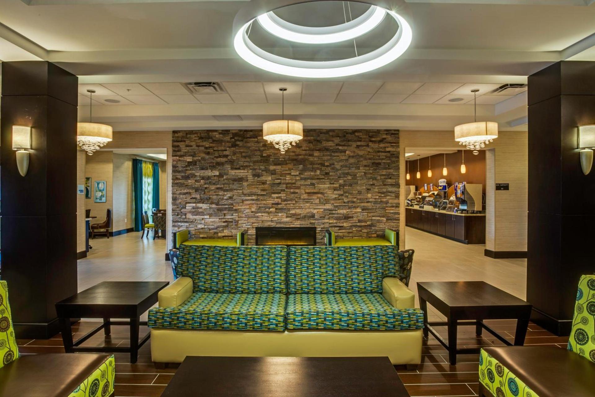 Holiday Inn Express Hotel & Suites Orlando East-UCF Area by IHG photo 15