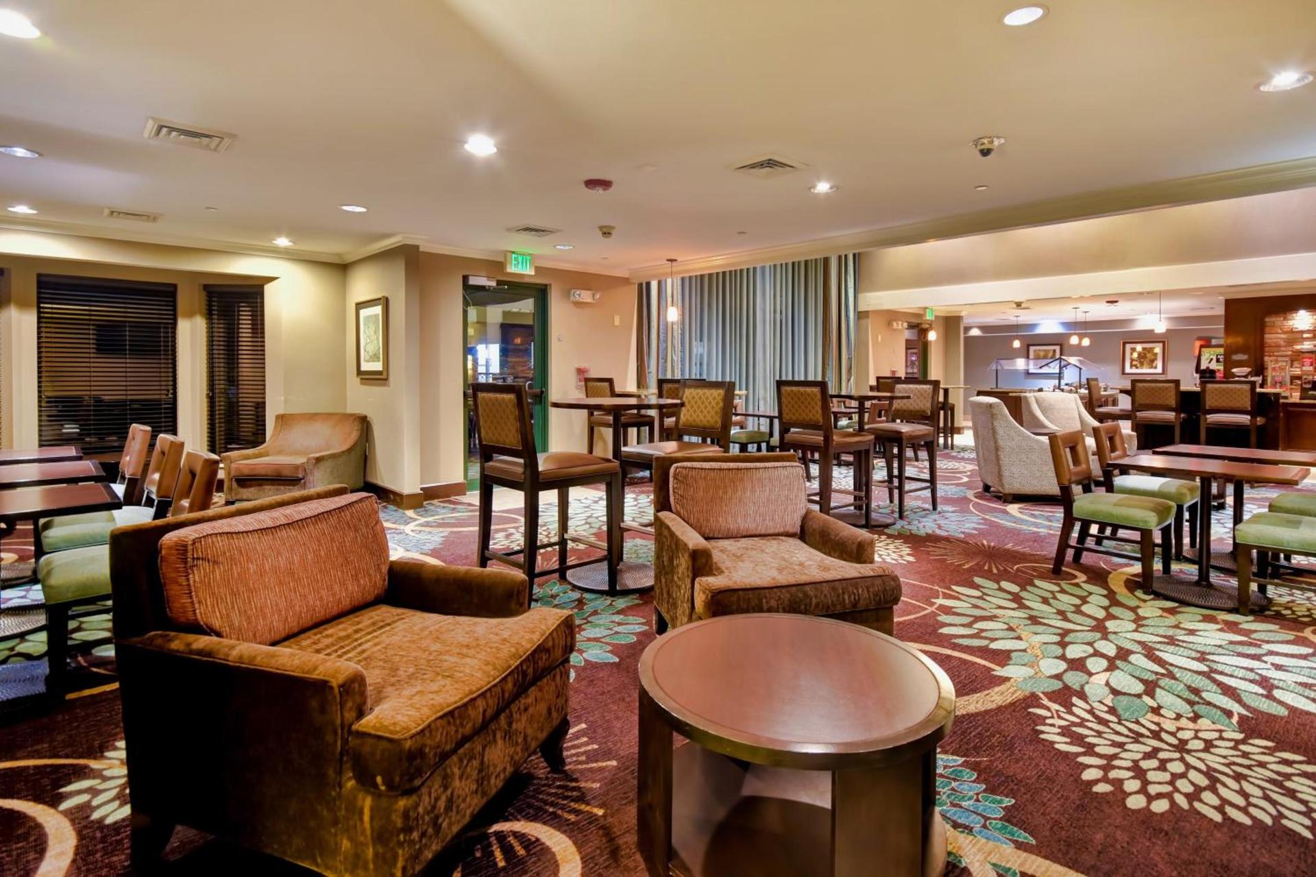 Staybridge Suites Middleton/Madison-West by IHG photo 16