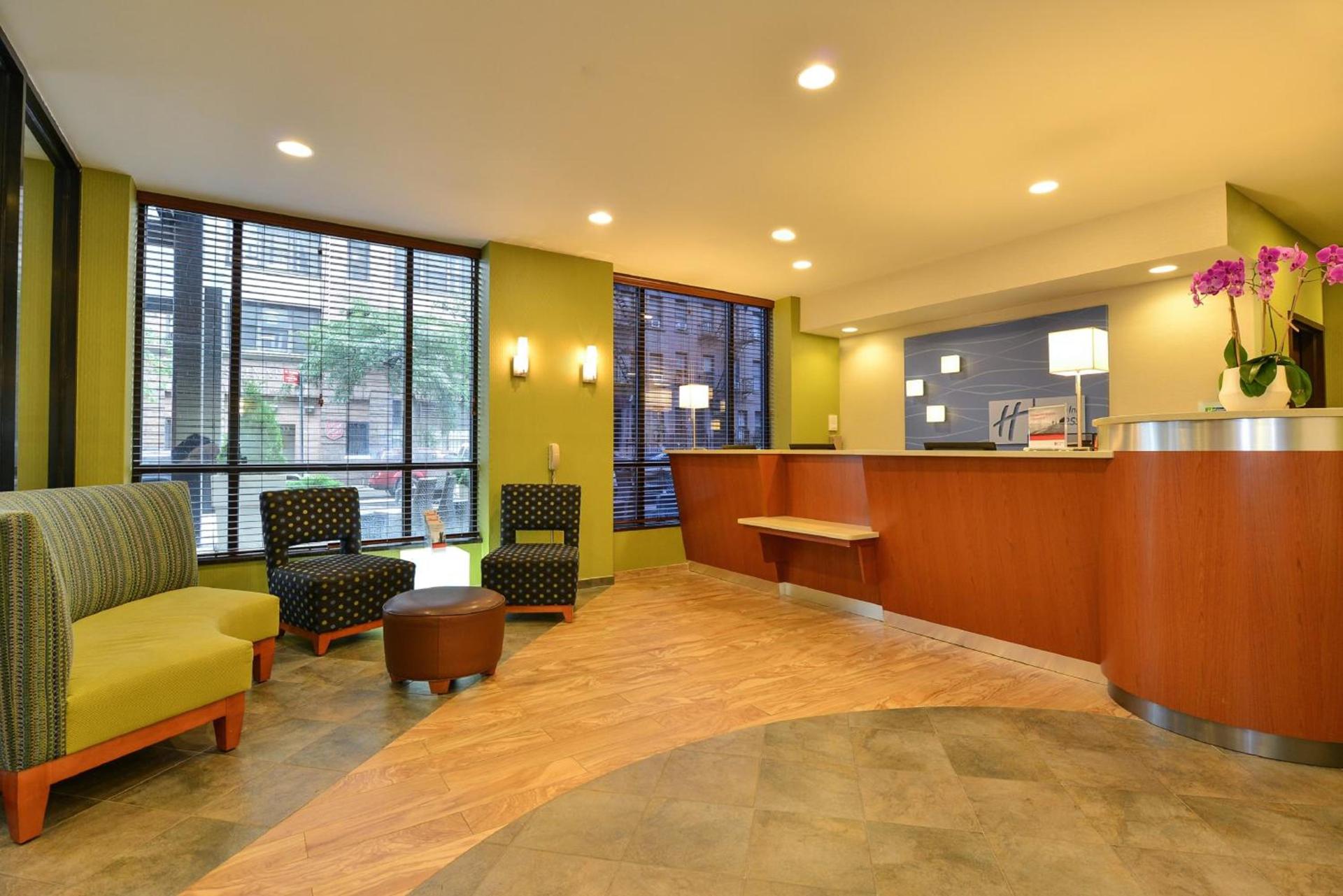 Holiday Inn Express Manhattan Midtown West by IHG photo 14