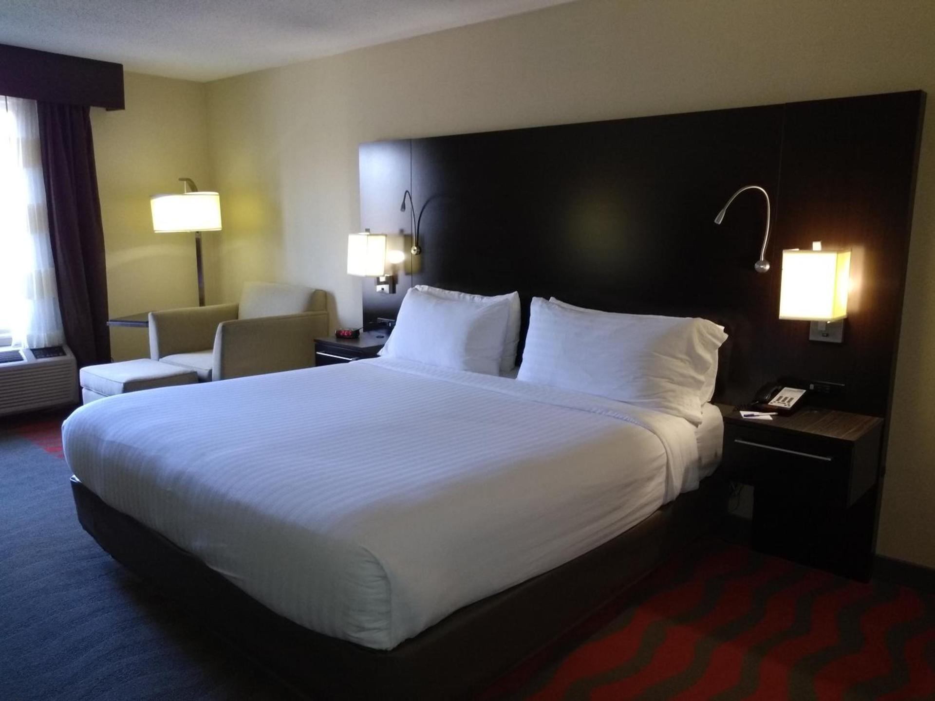 Holiday Inn Express Hotel & Suites Waterford by IHG photo 43