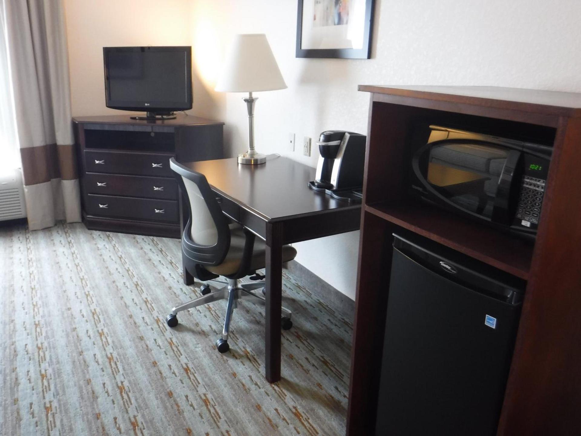 Holiday Inn Express West Jefferson by IHG photo 25