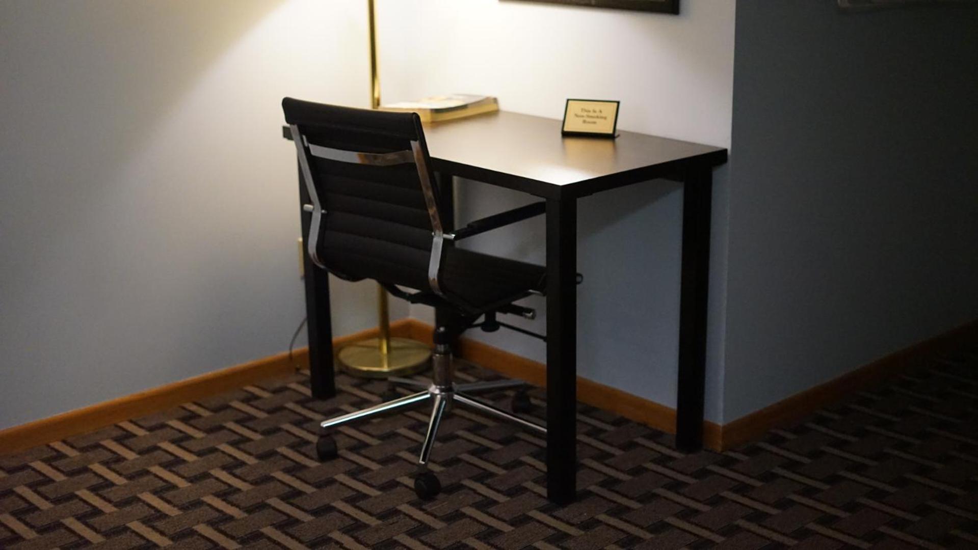 Budget Host Inn Fridley photo 5