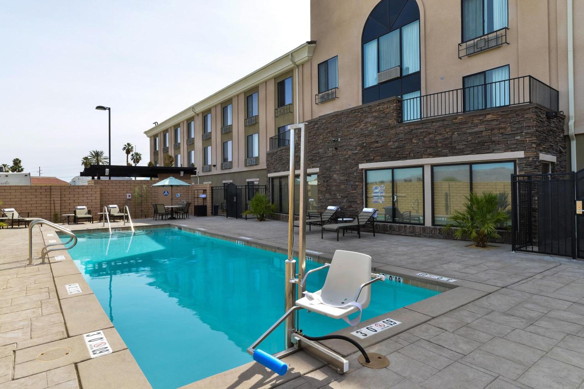 Holiday Inn Express & Suites Indio - Coachella Valley by IHG photo 69
