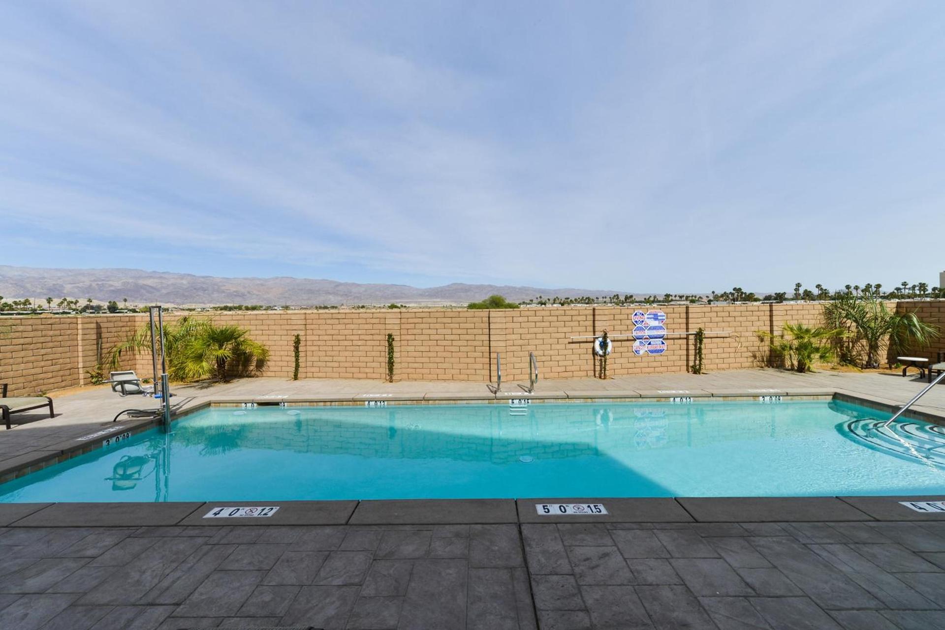 Holiday Inn Express & Suites Indio - Coachella Valley by IHG photo 45