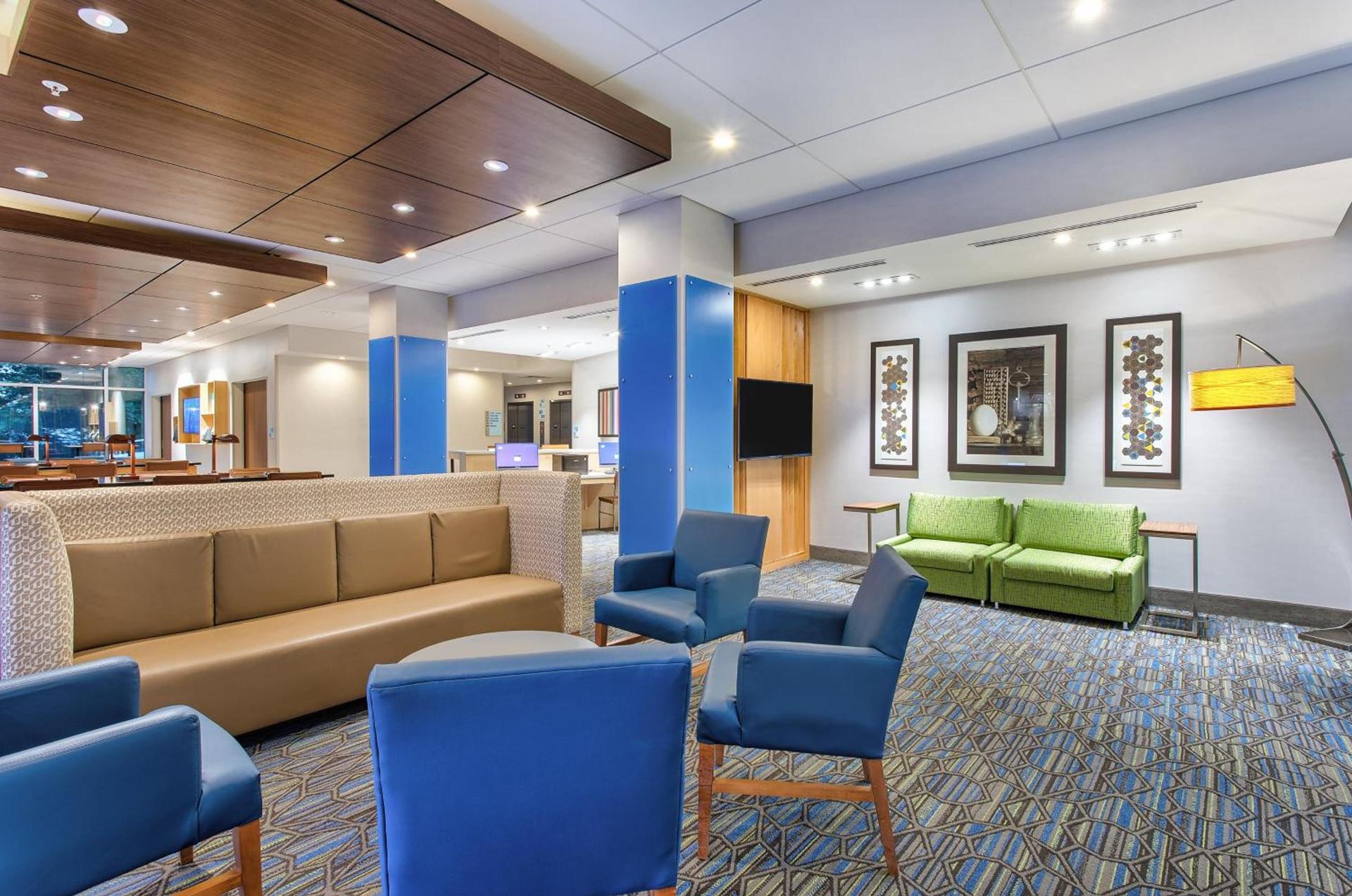 Holiday Inn Express Williamsburg by IHG photo 19