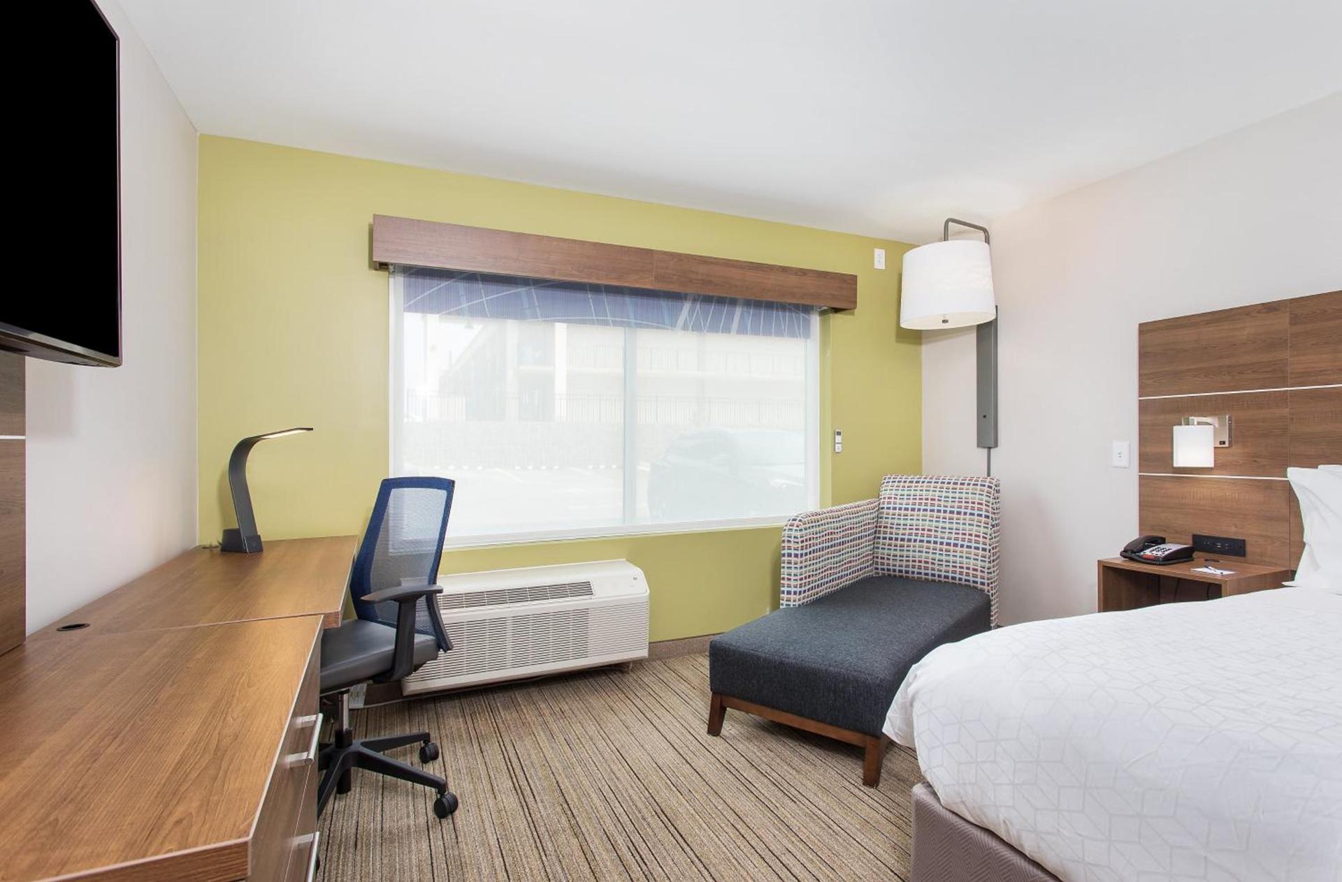 Holiday Inn Express Williamsburg by IHG photo 41