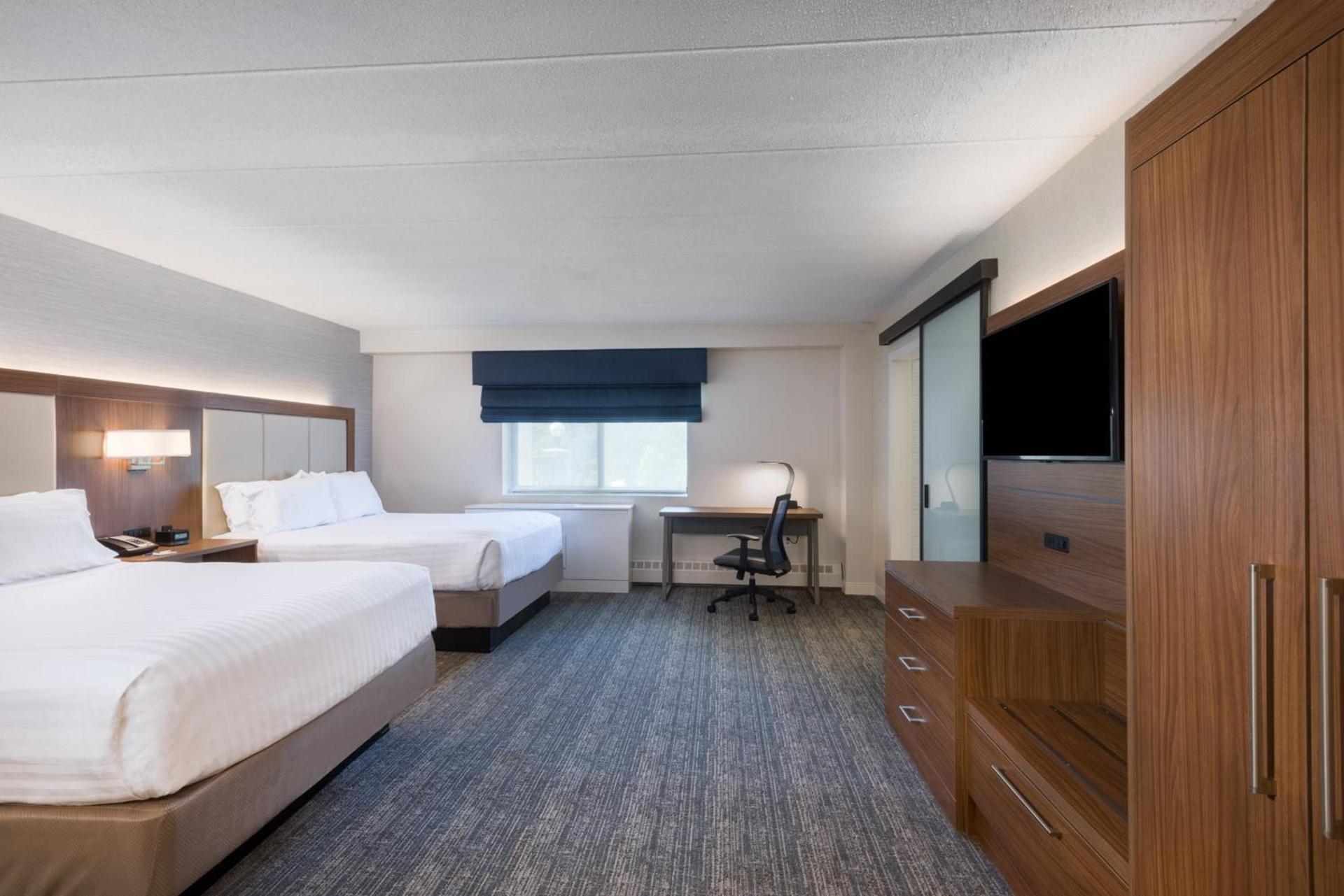 Holiday Inn Express Boston-Waltham by IHG photo 32