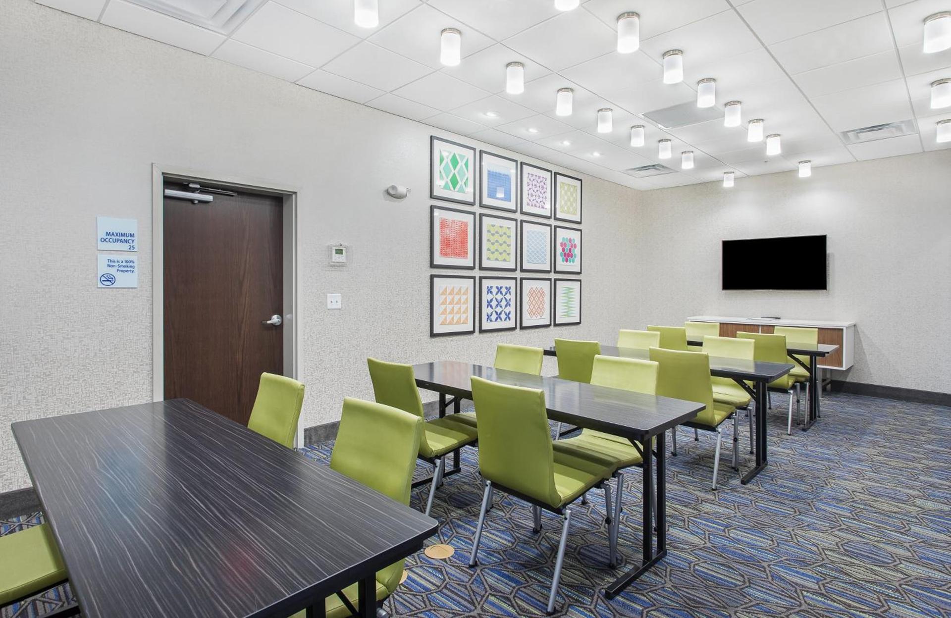 Holiday Inn Express Williamsburg by IHG photo 14