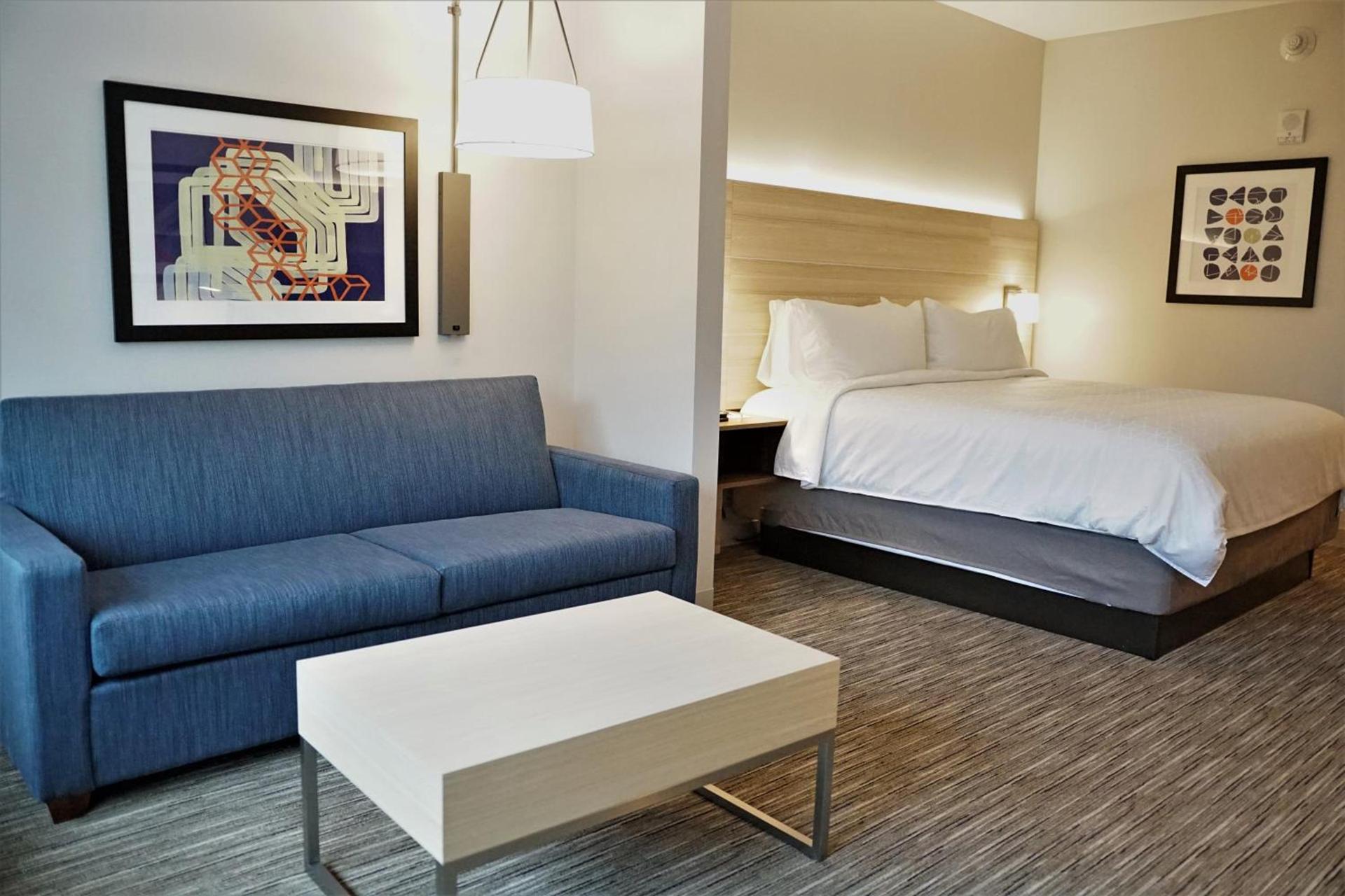 Holiday Inn Express & Suites Ocala by IHG photo 15
