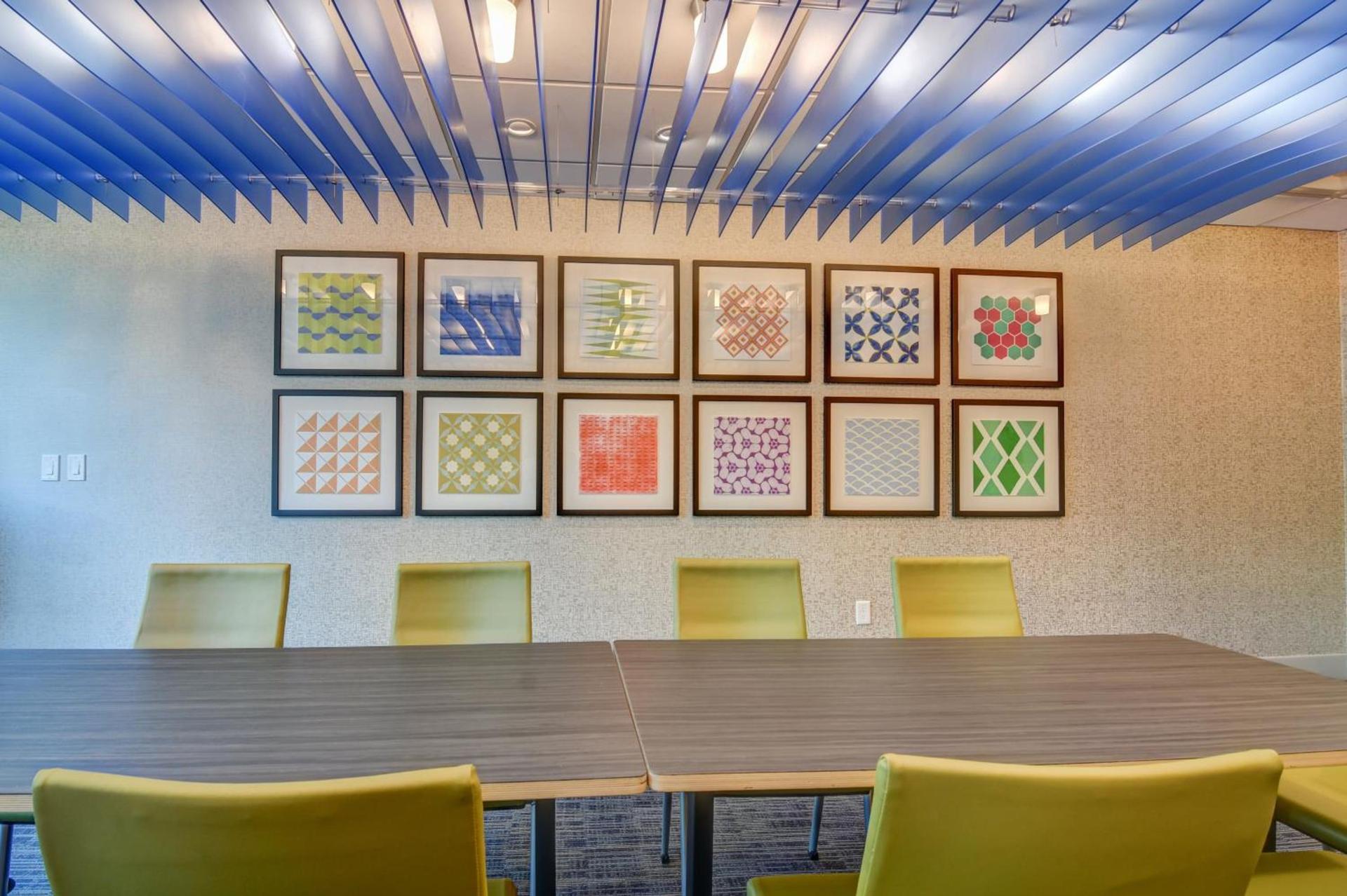Holiday Inn Express - Fort Walton Beach Central by IHG photo 16