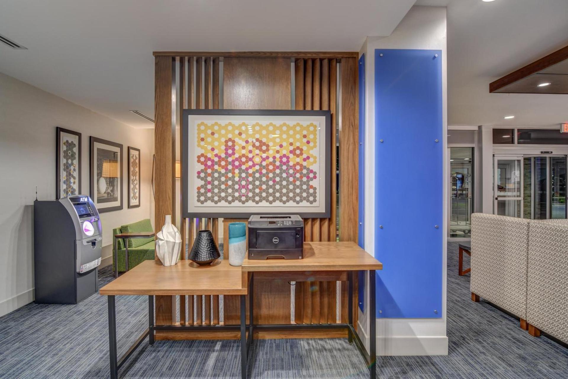 Holiday Inn Express - Fort Walton Beach Central by IHG photo 15
