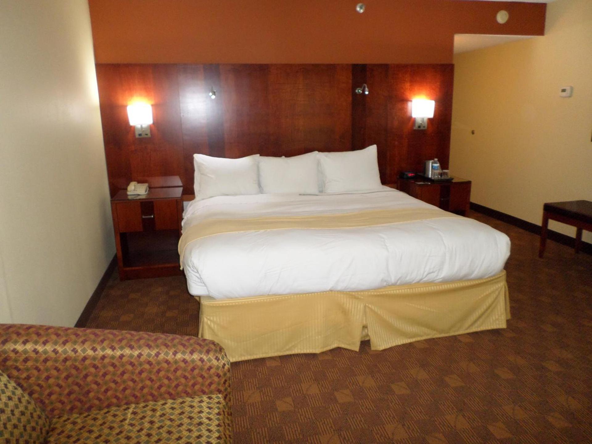Radisson Akron-Fairlawn Copley photo 53