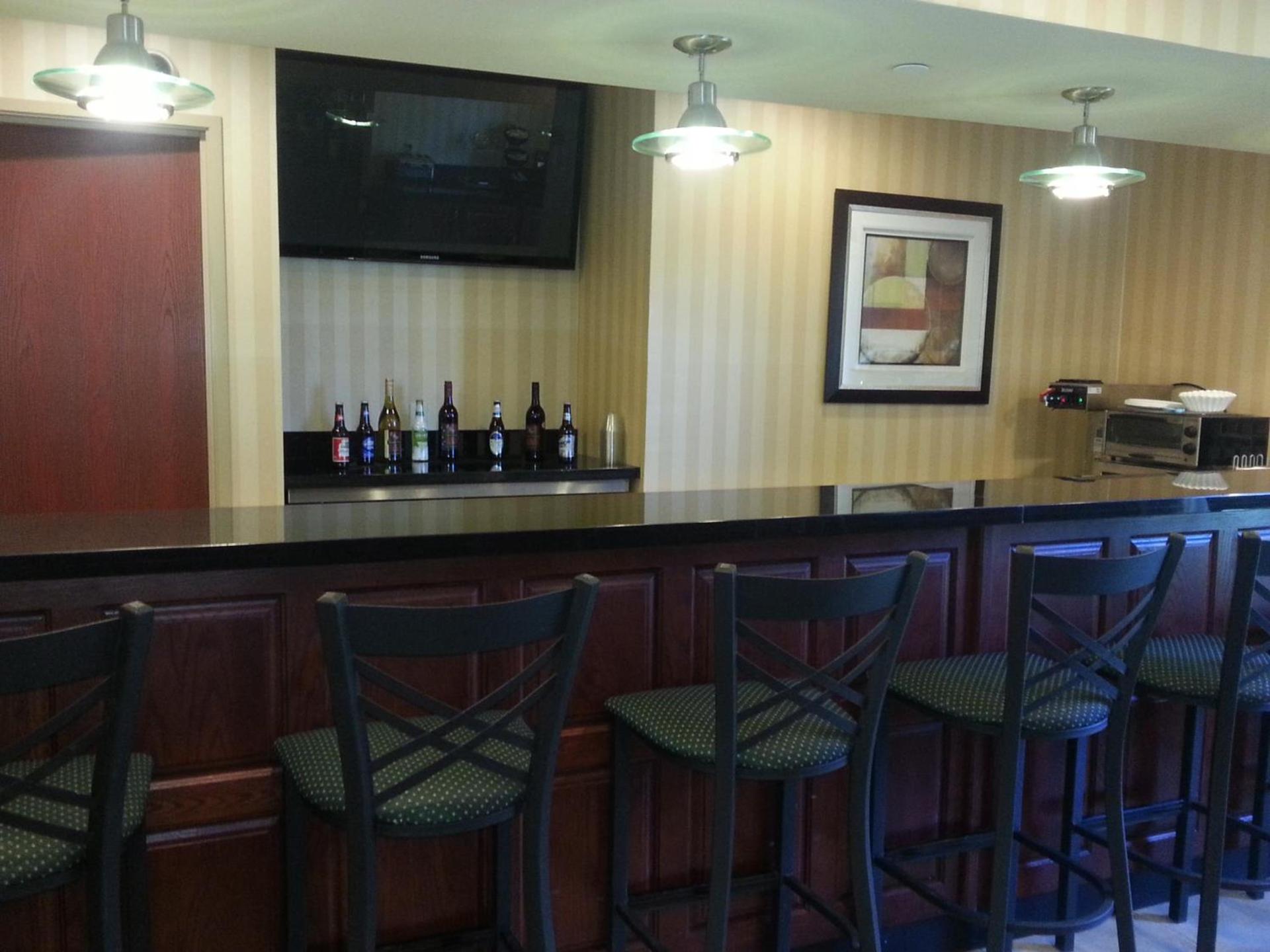 Cobblestone Inn & Suites - Bloomfield photo 14
