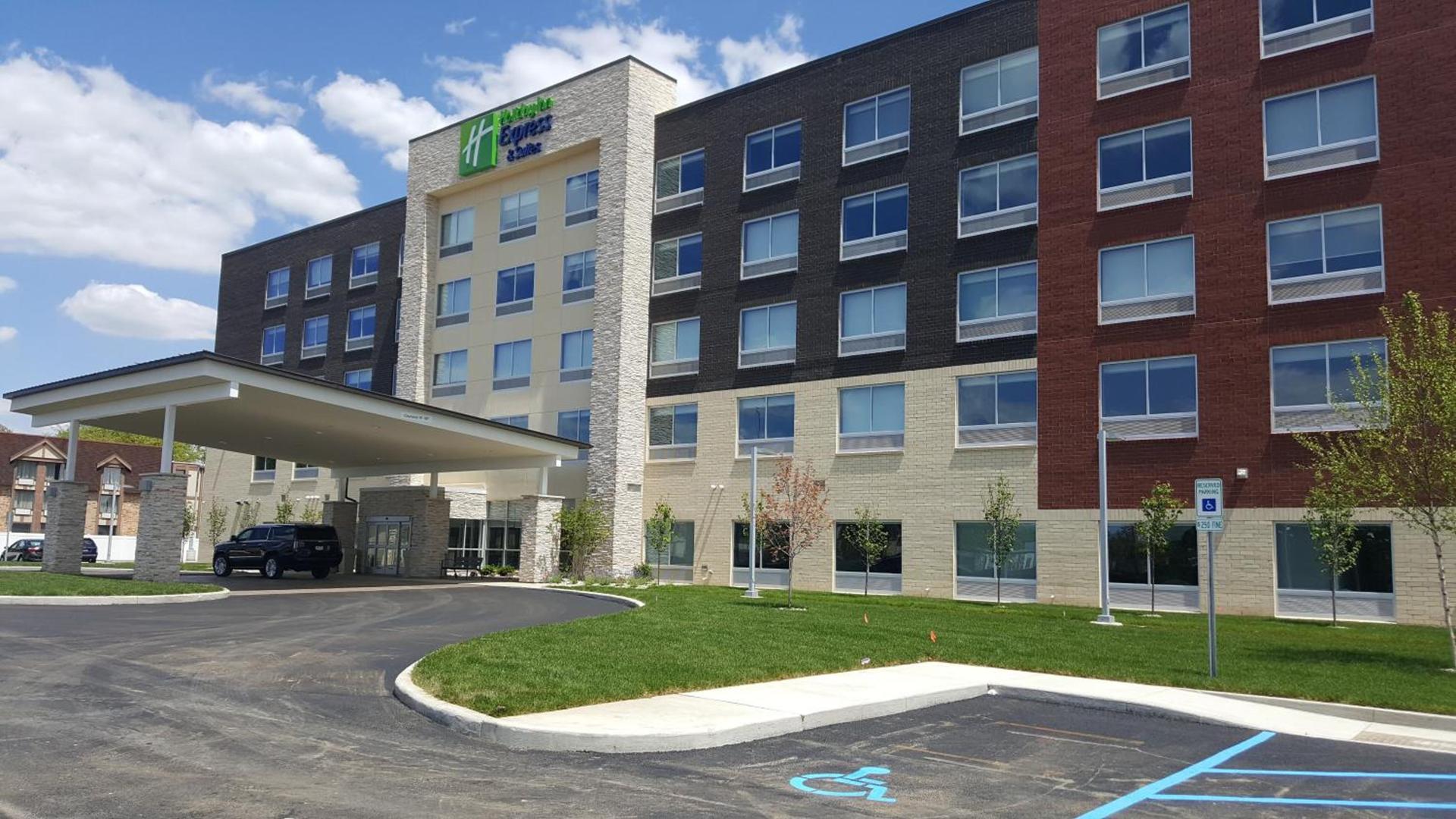 Holiday Inn Express & Suites Toledo West by IHG photo 4