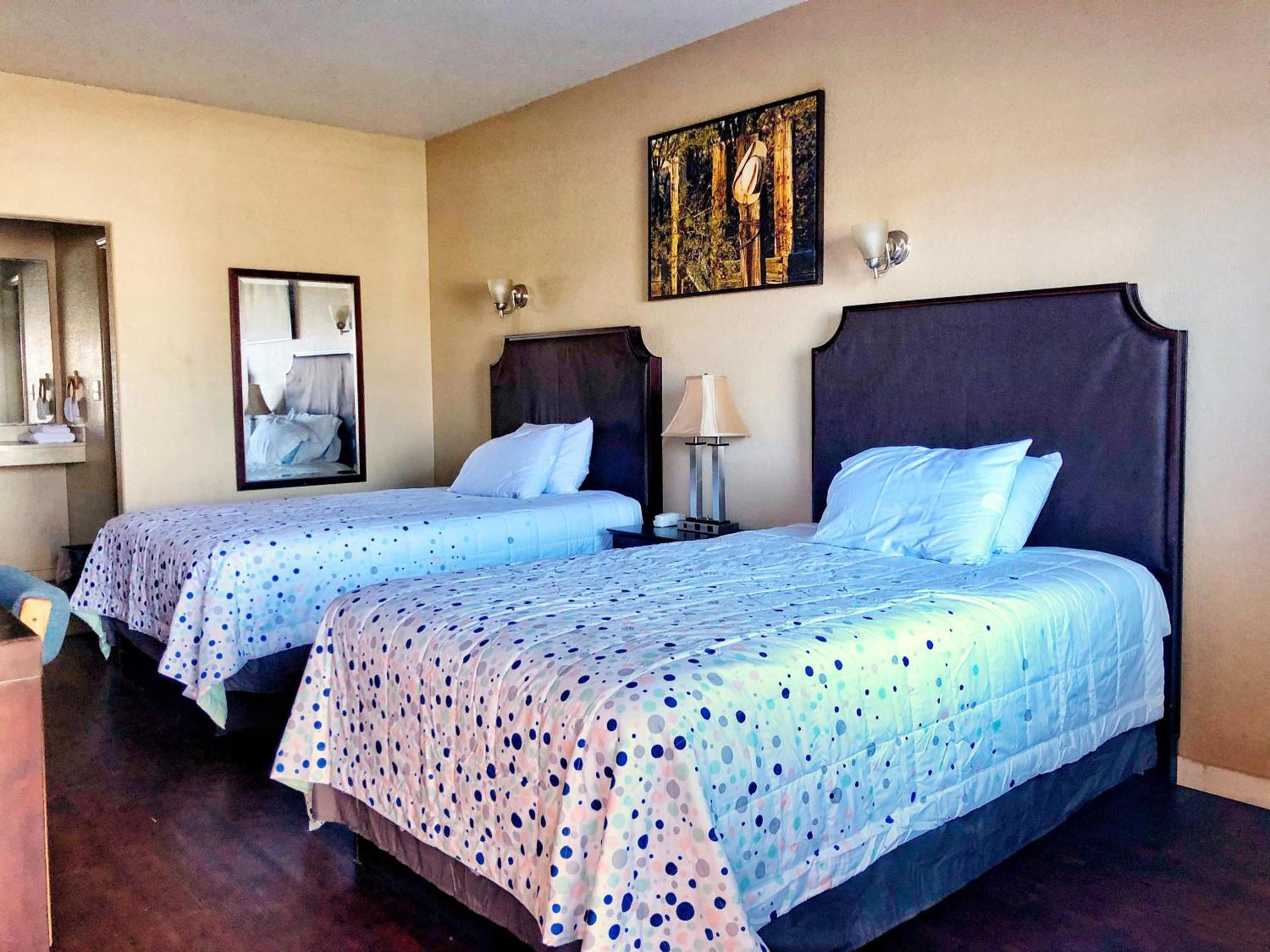 Lone Star Inn & Suites photo 10