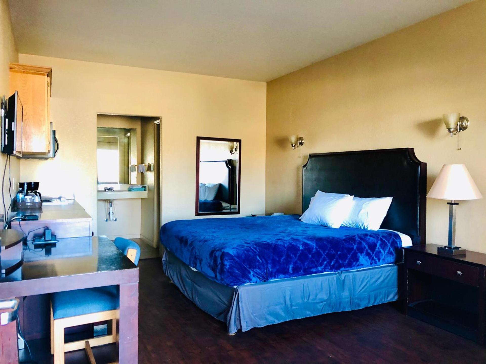 Lone Star Inn & Suites photo 14