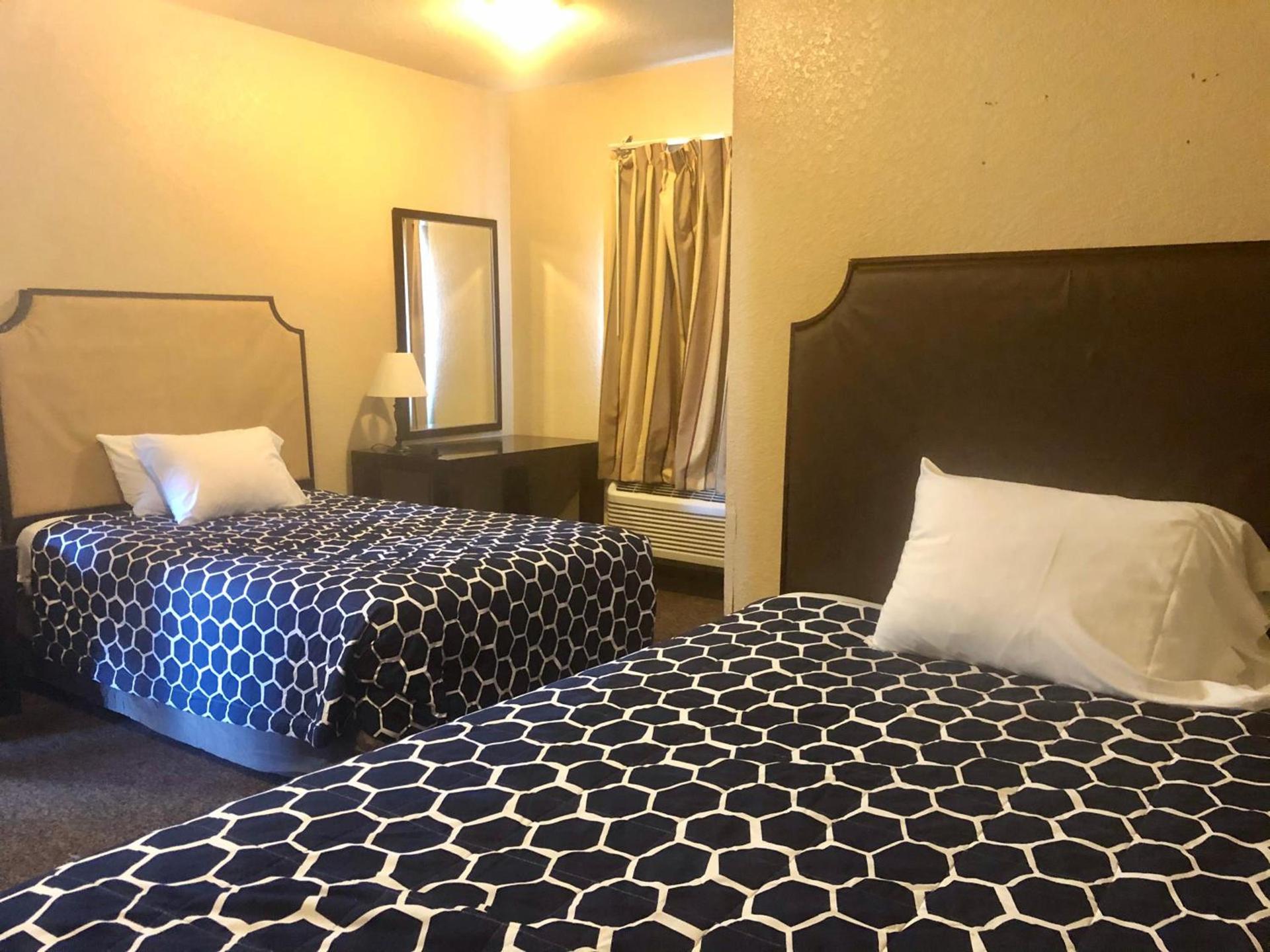 Lone Star Inn & Suites photo 8