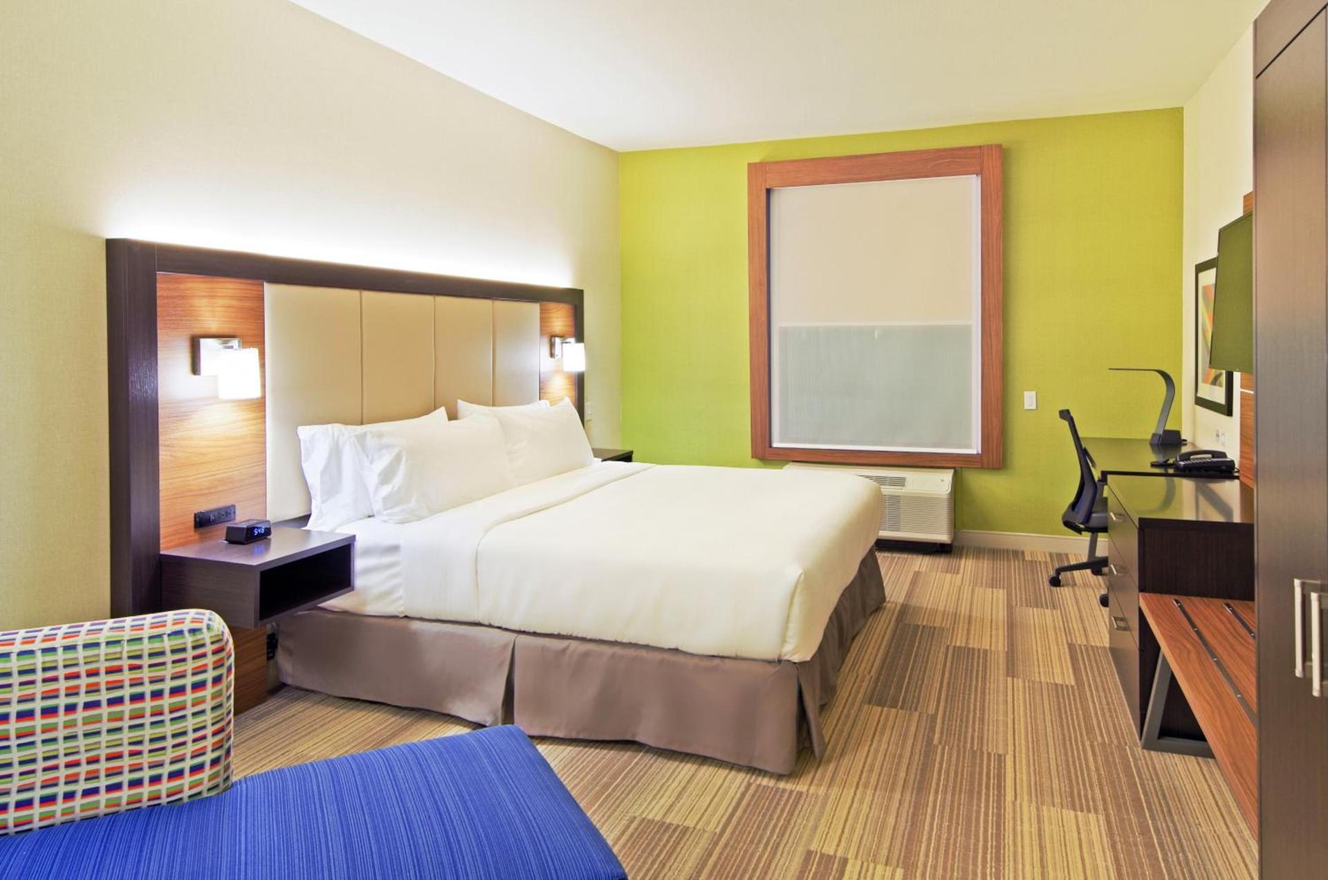 Holiday Inn Express & Suites - Phoenix North - Scottsdale by IHG photo 36
