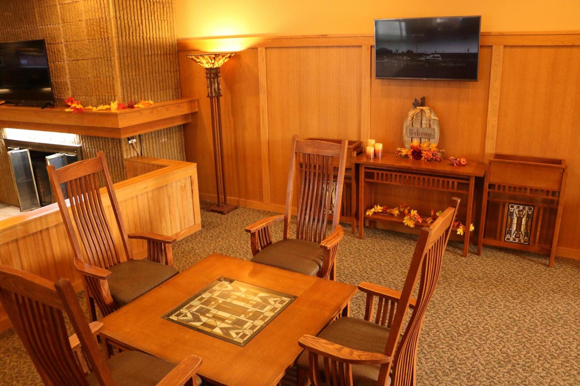 Ramada by Wyndham Alpena photo 40