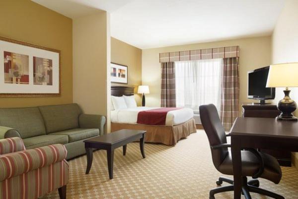 Country Inn & Suites by Radisson, Conway, AR photo 25