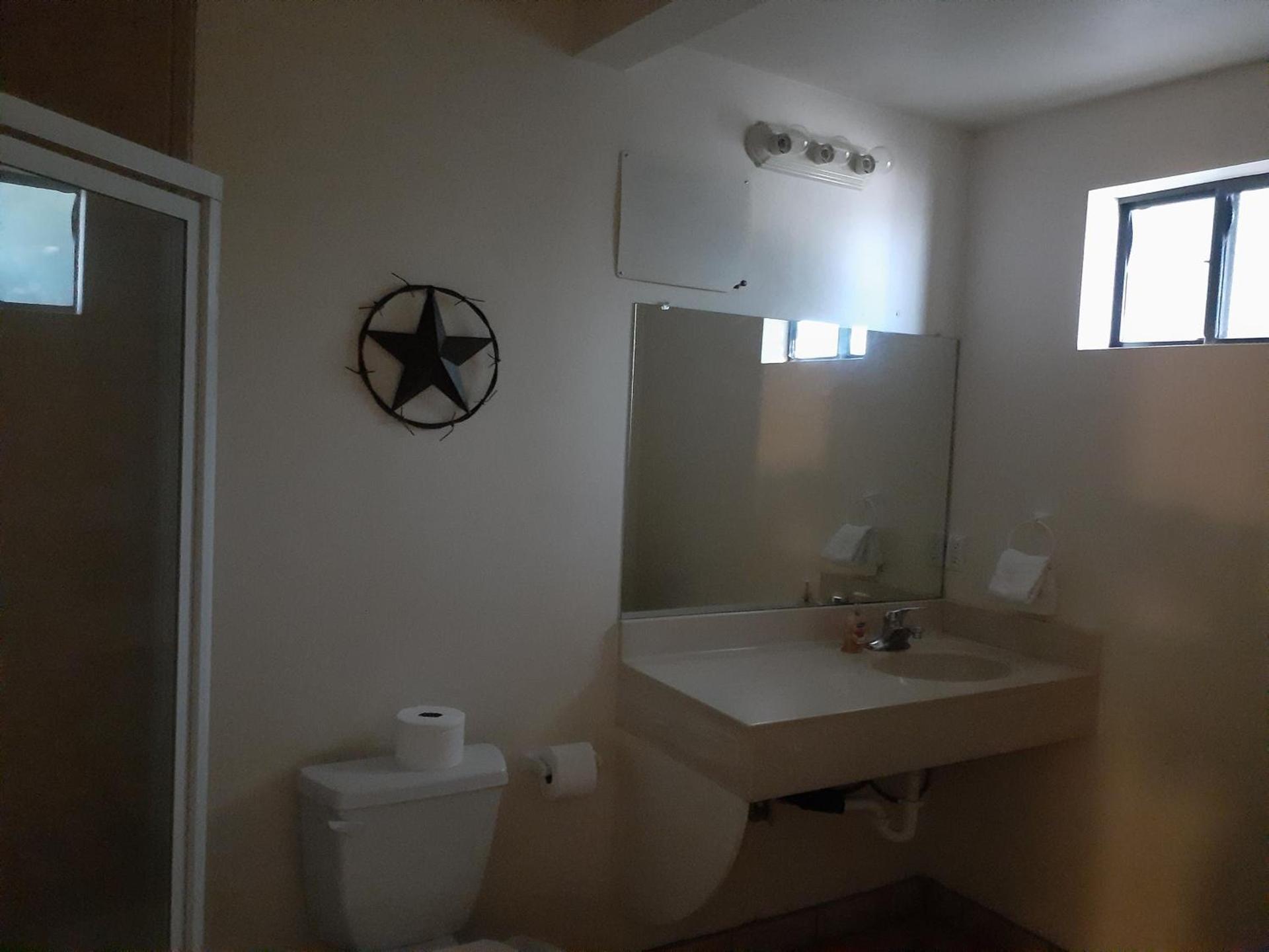 Stagecoach Suites photo 63