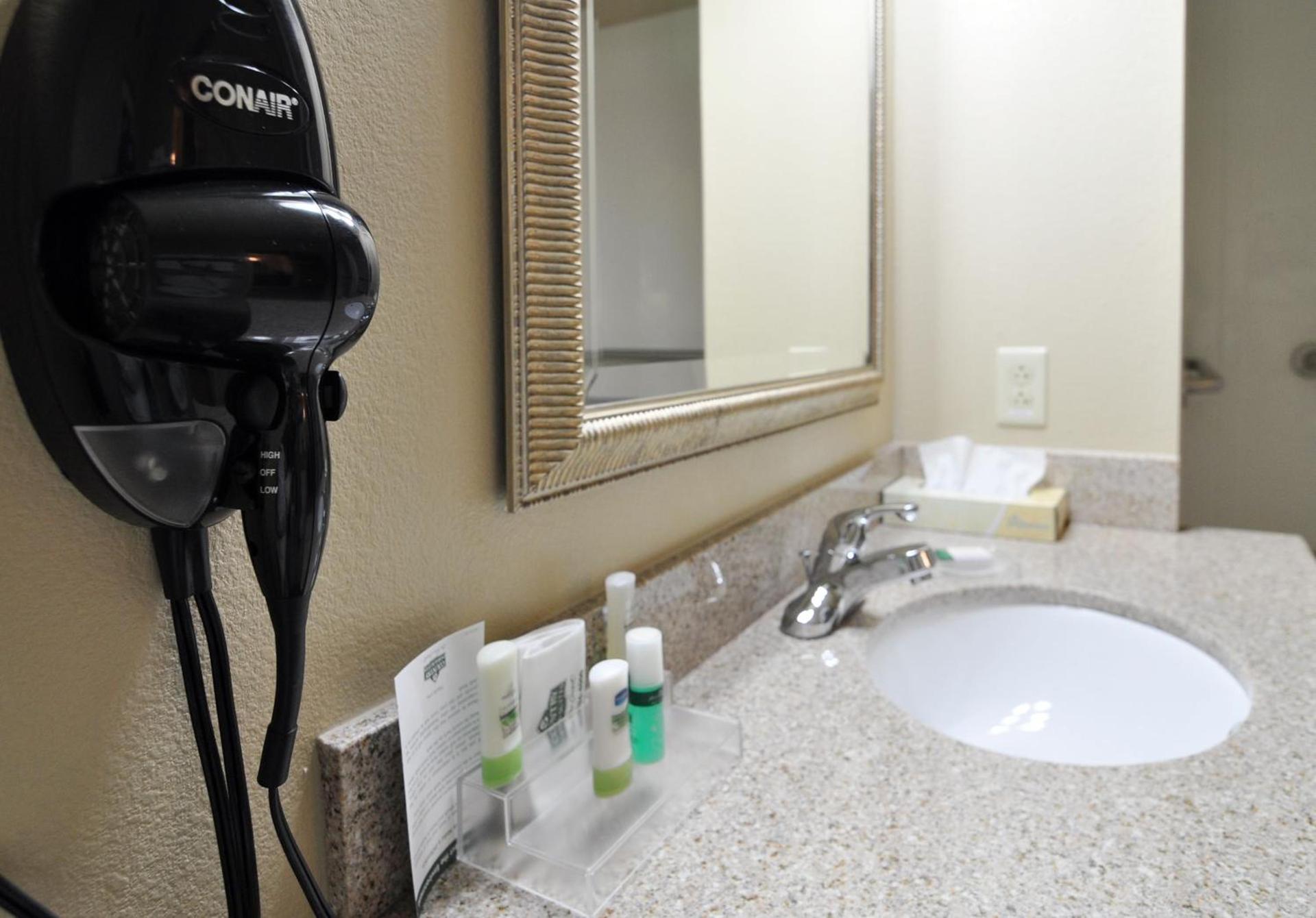 Country Inn & Suites by Radisson, Conway, AR photo 19
