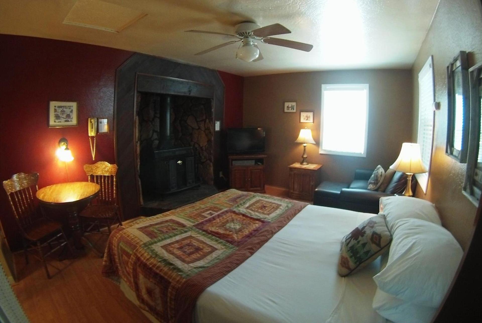 Sleepy Forest Cottages photo 11
