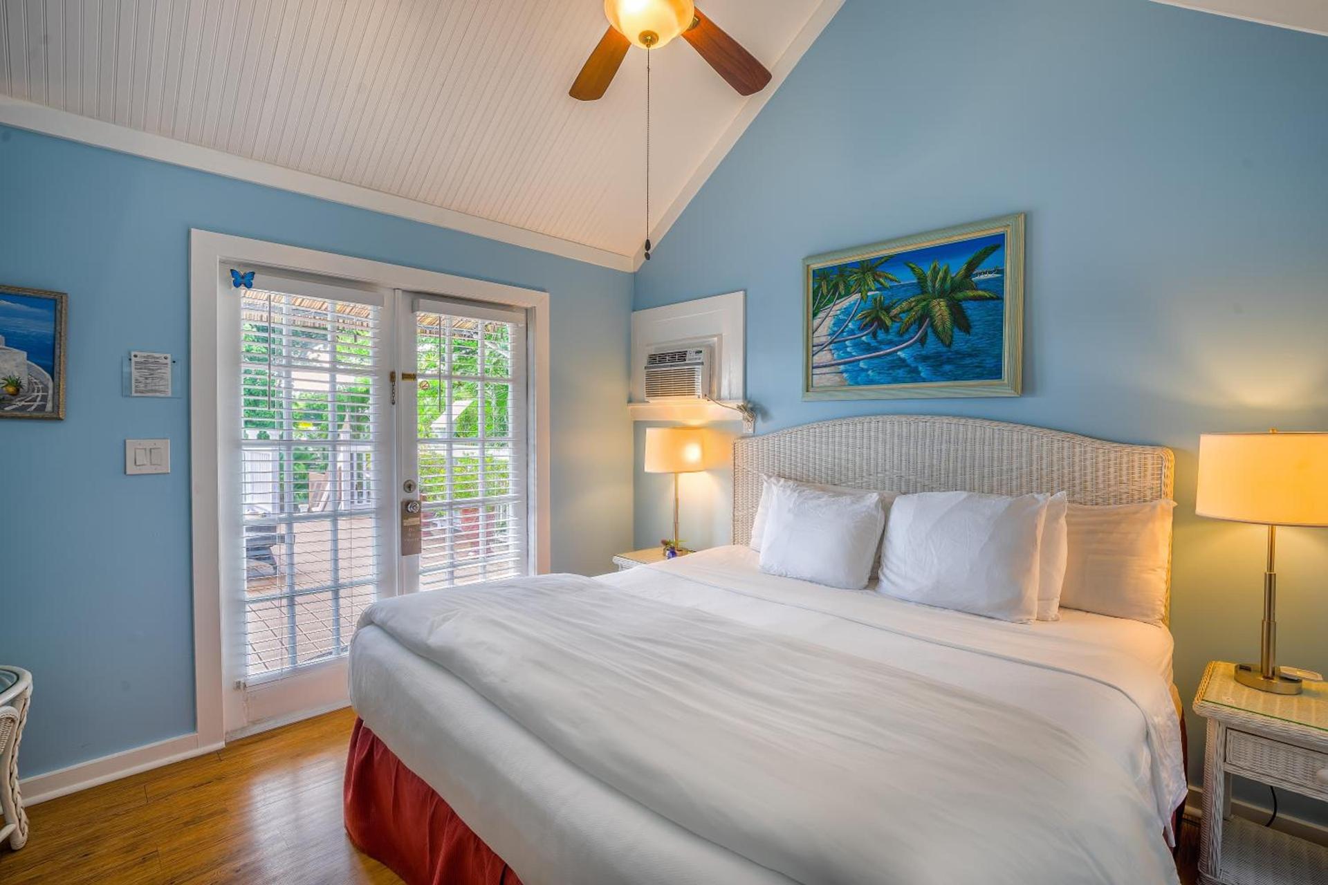 Seascape Tropical Inn photo 39