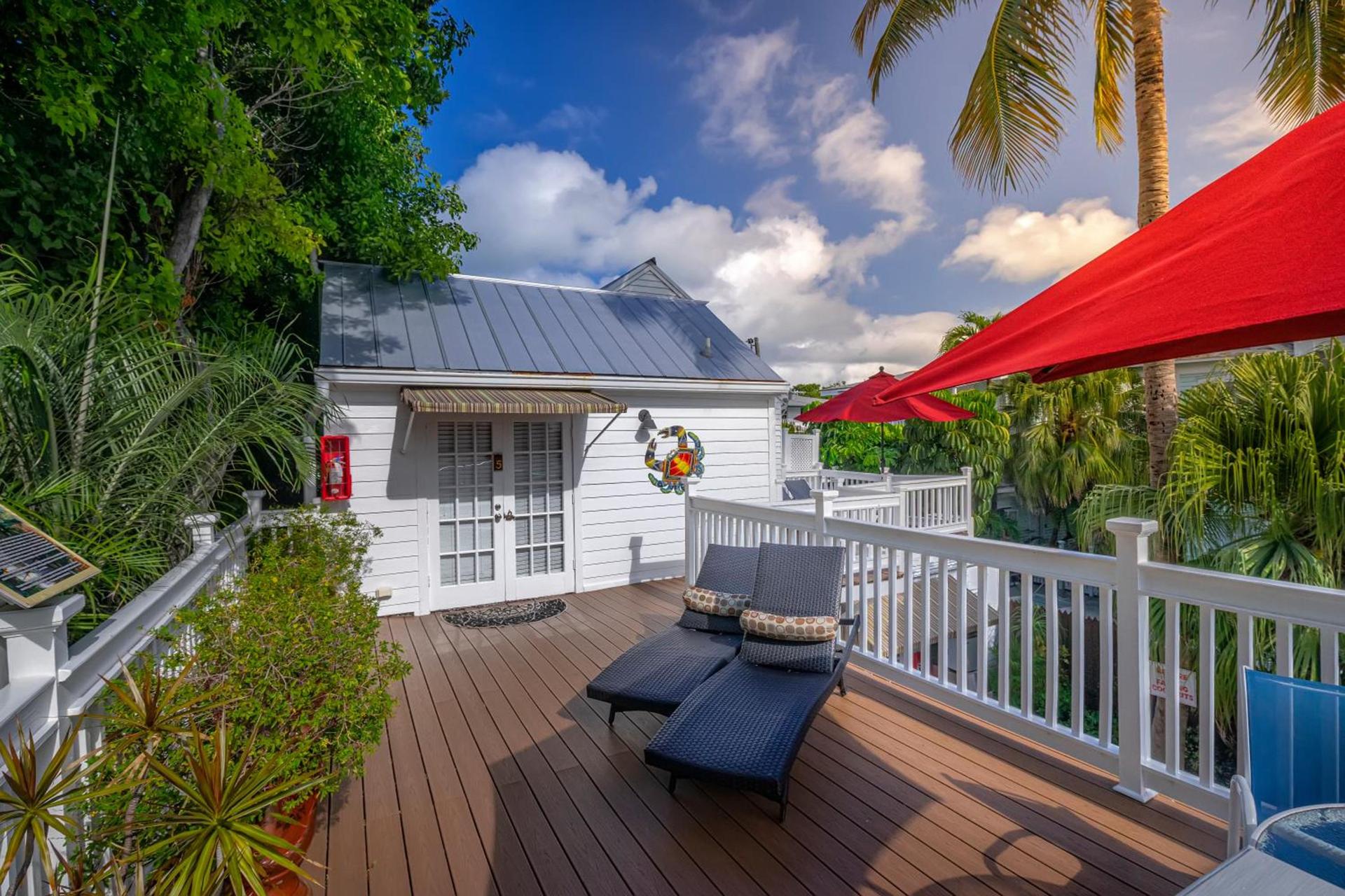 Seascape Tropical Inn photo 43