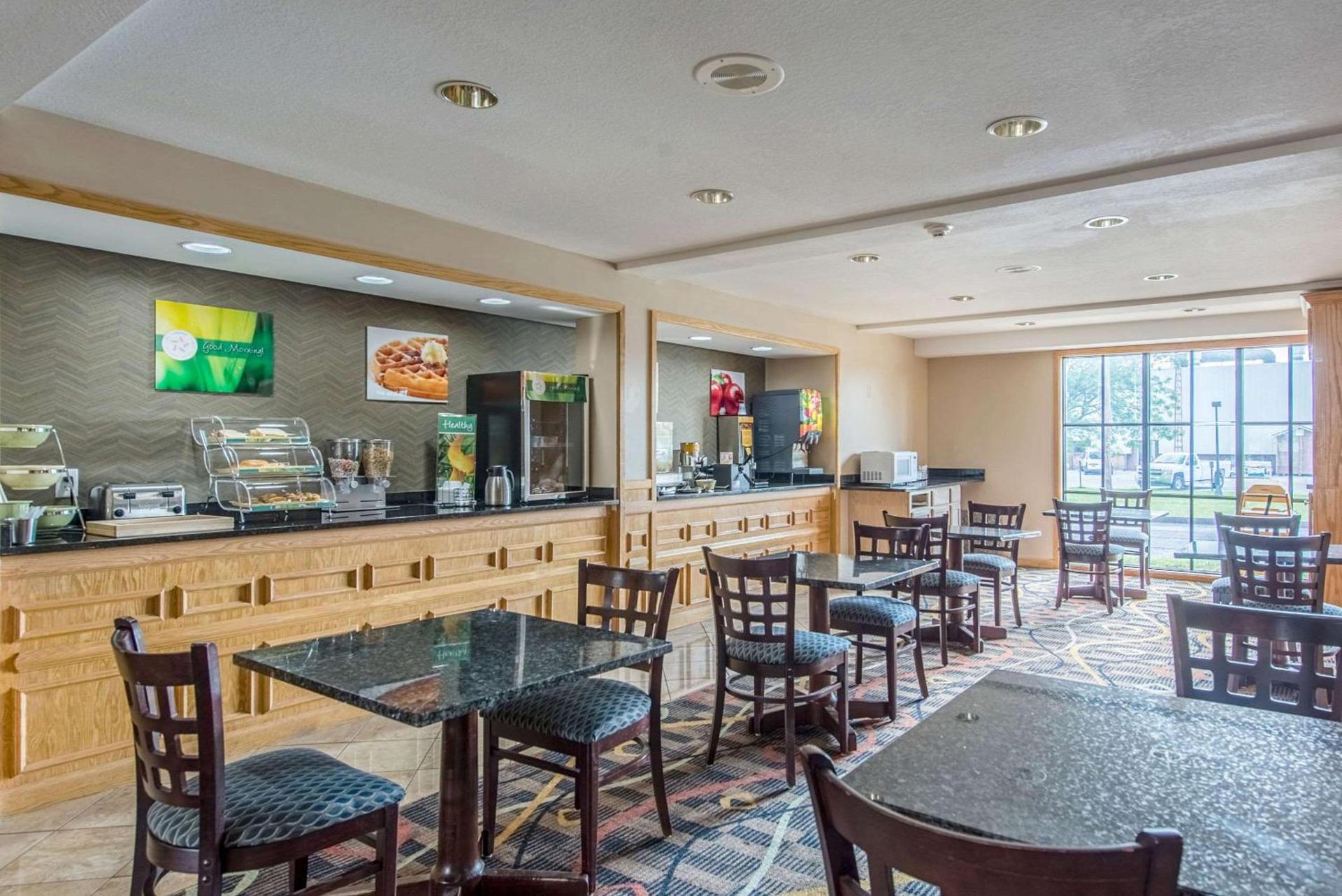 Quality Inn & Suites University Area photo 26