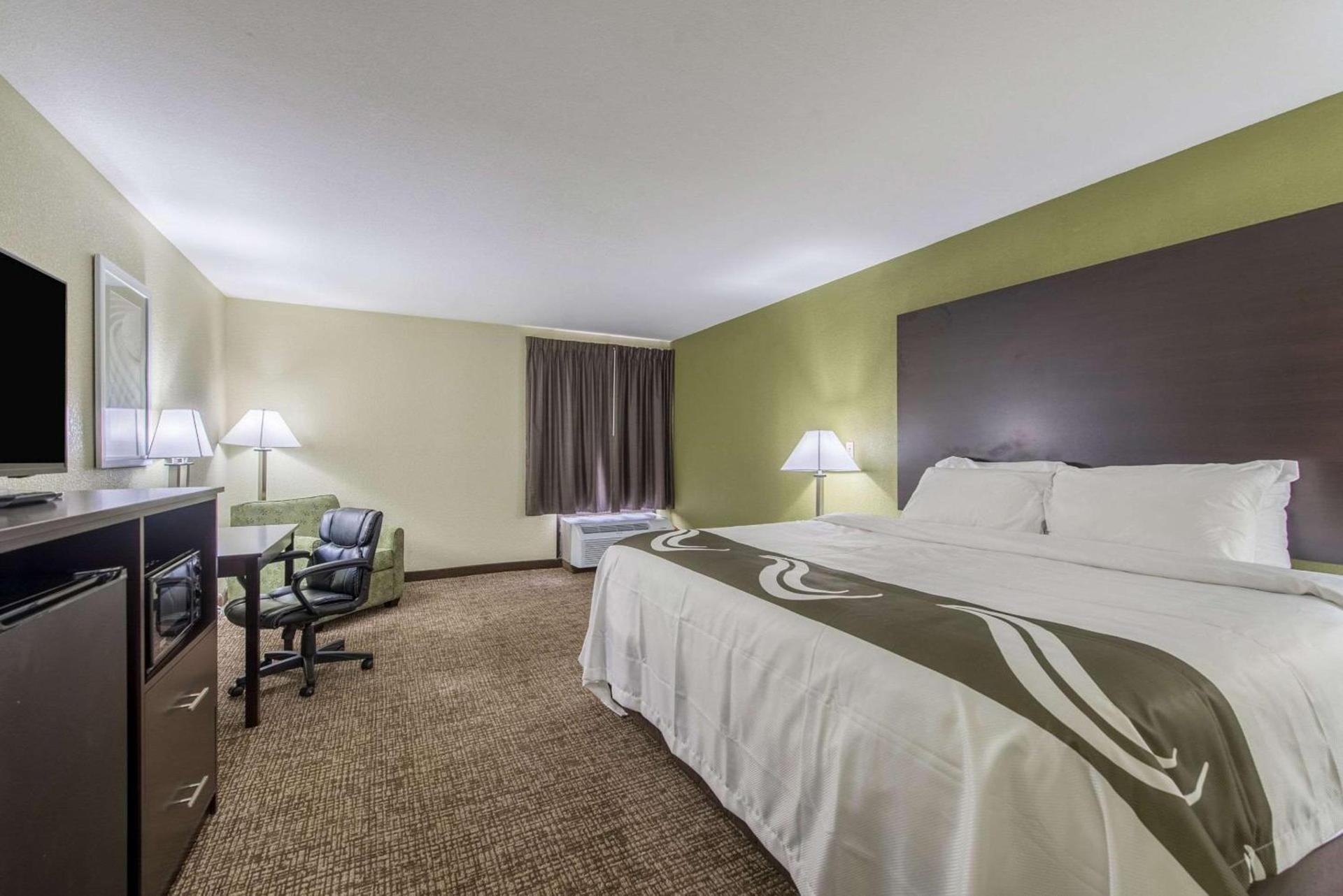 Quality Inn & Suites University Area photo 6