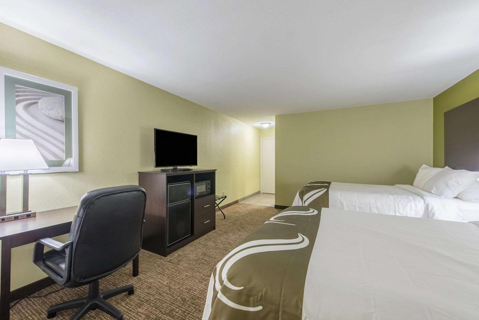 Quality Inn & Suites University Area photo 11