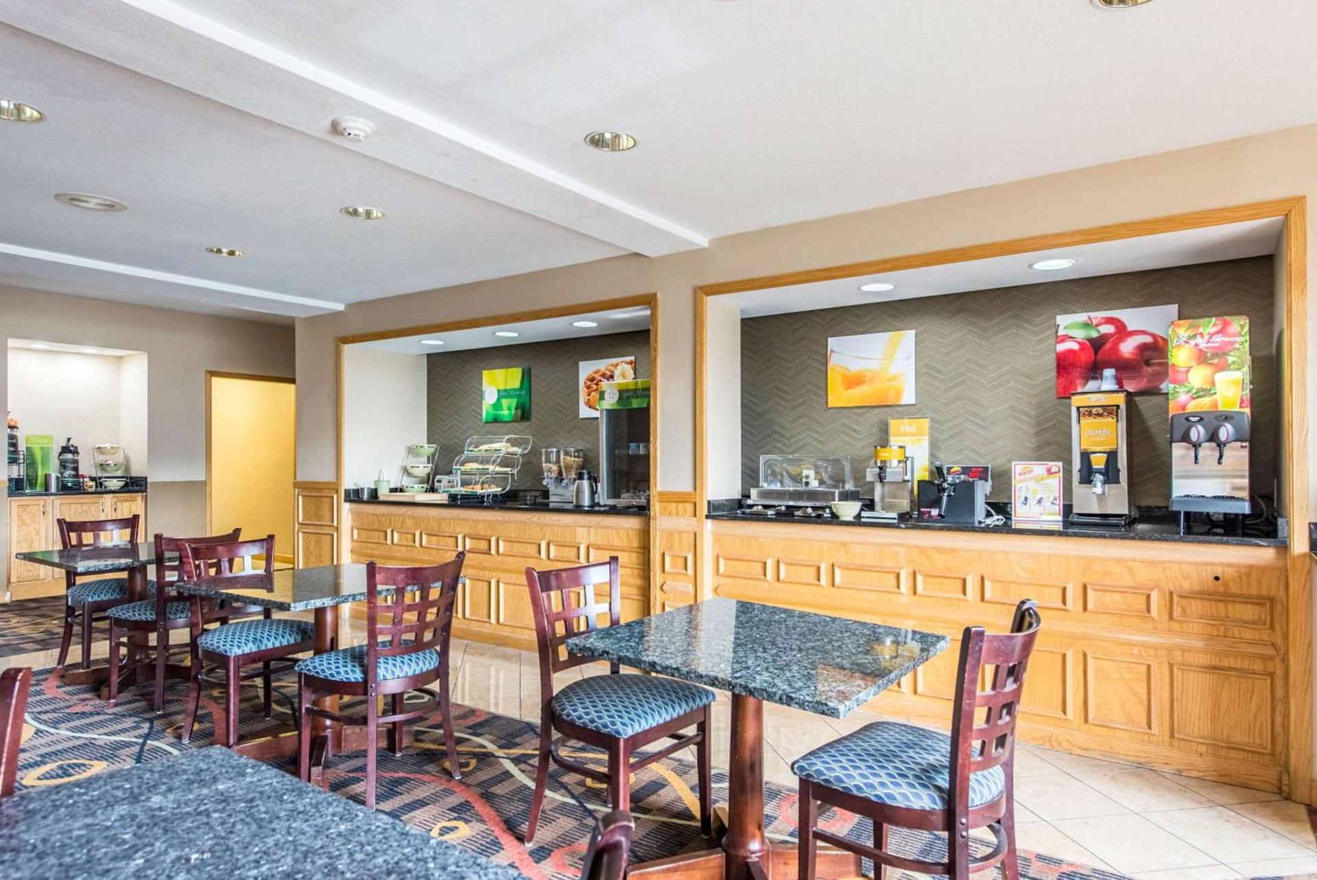 Quality Inn & Suites University Area photo 24