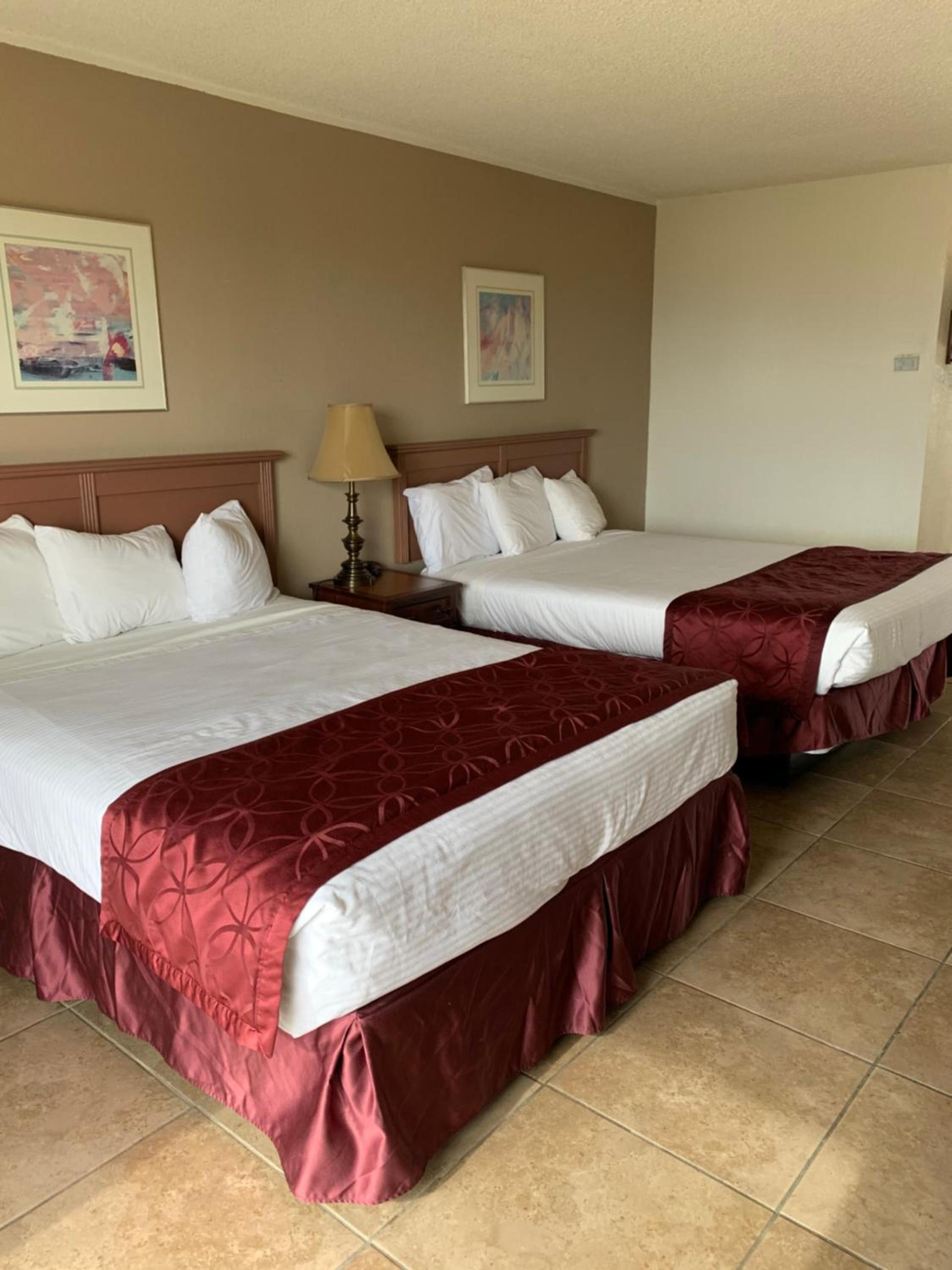 Desert Hot Springs Spa Hotel photo 15
