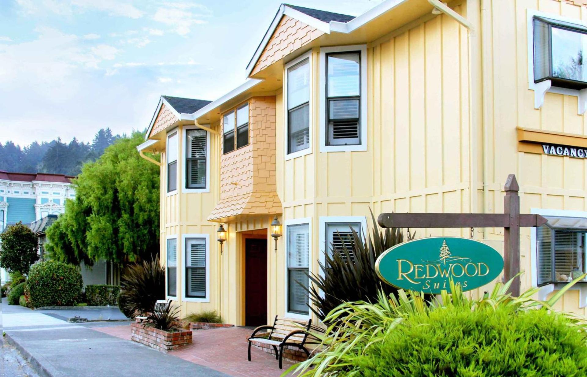 Redwood Suites photo 1