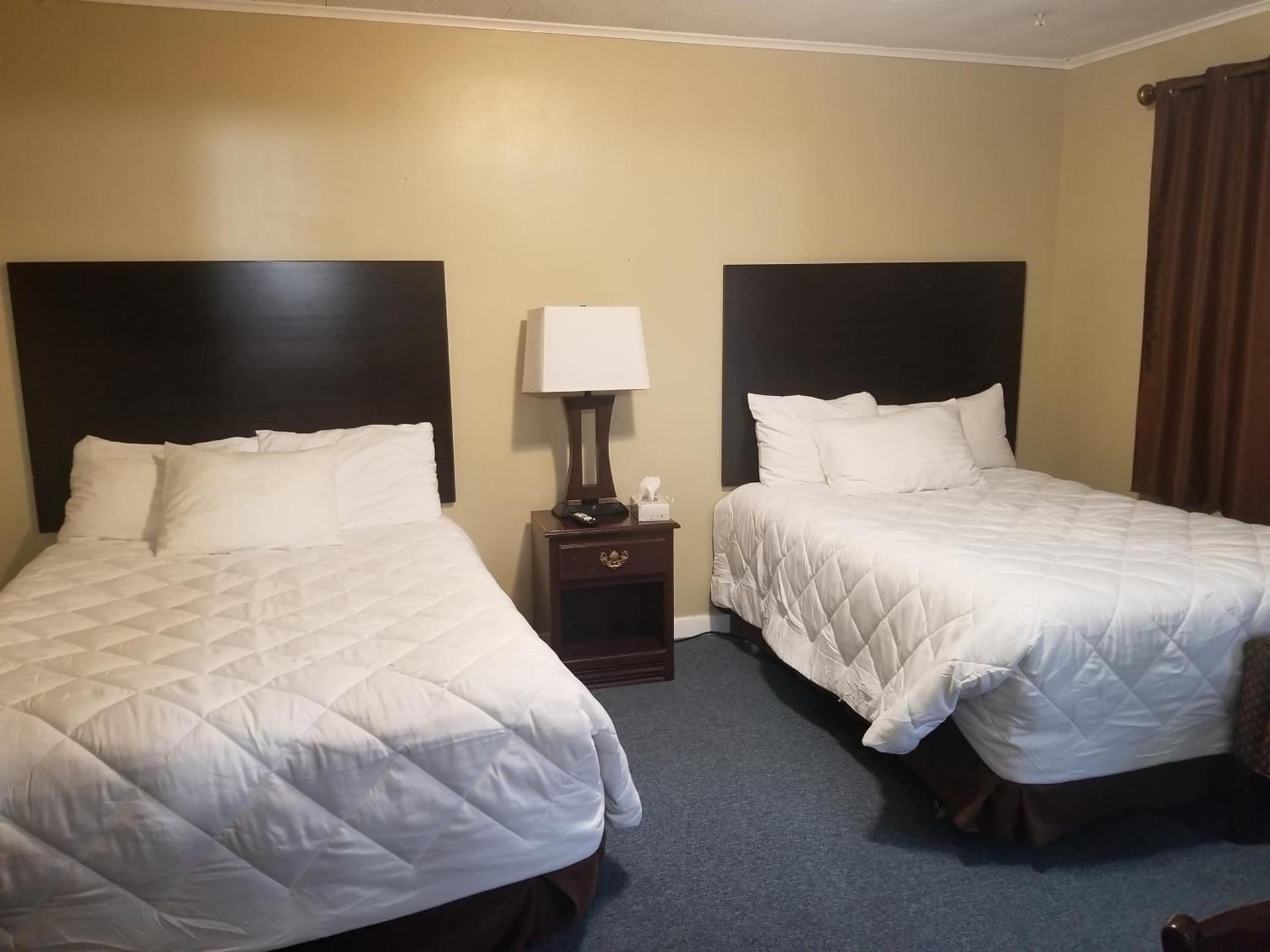 Fiesta City Motel photo 31