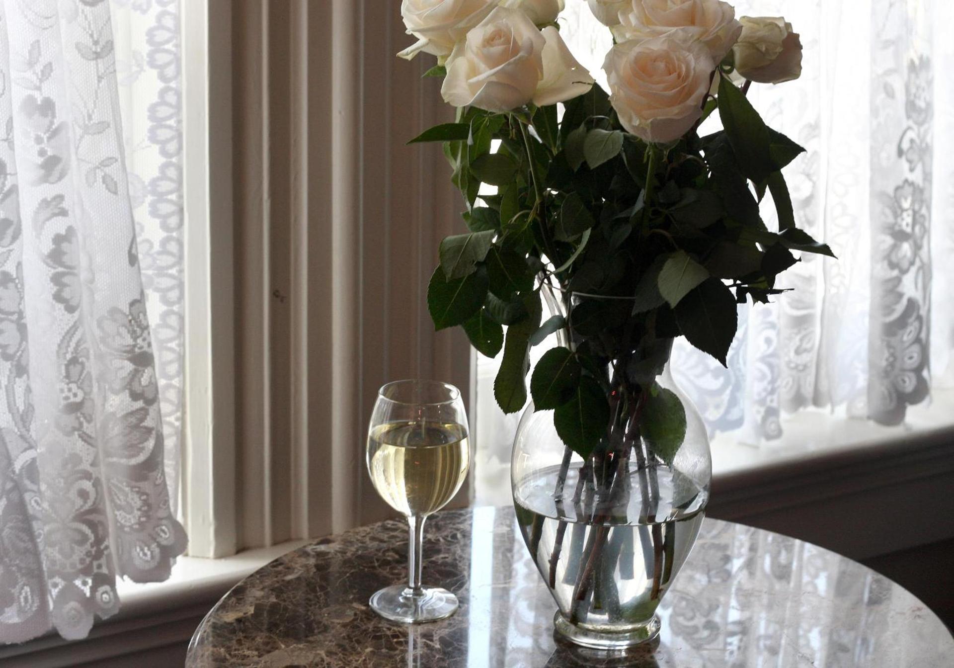 Victorian Inn photo 8