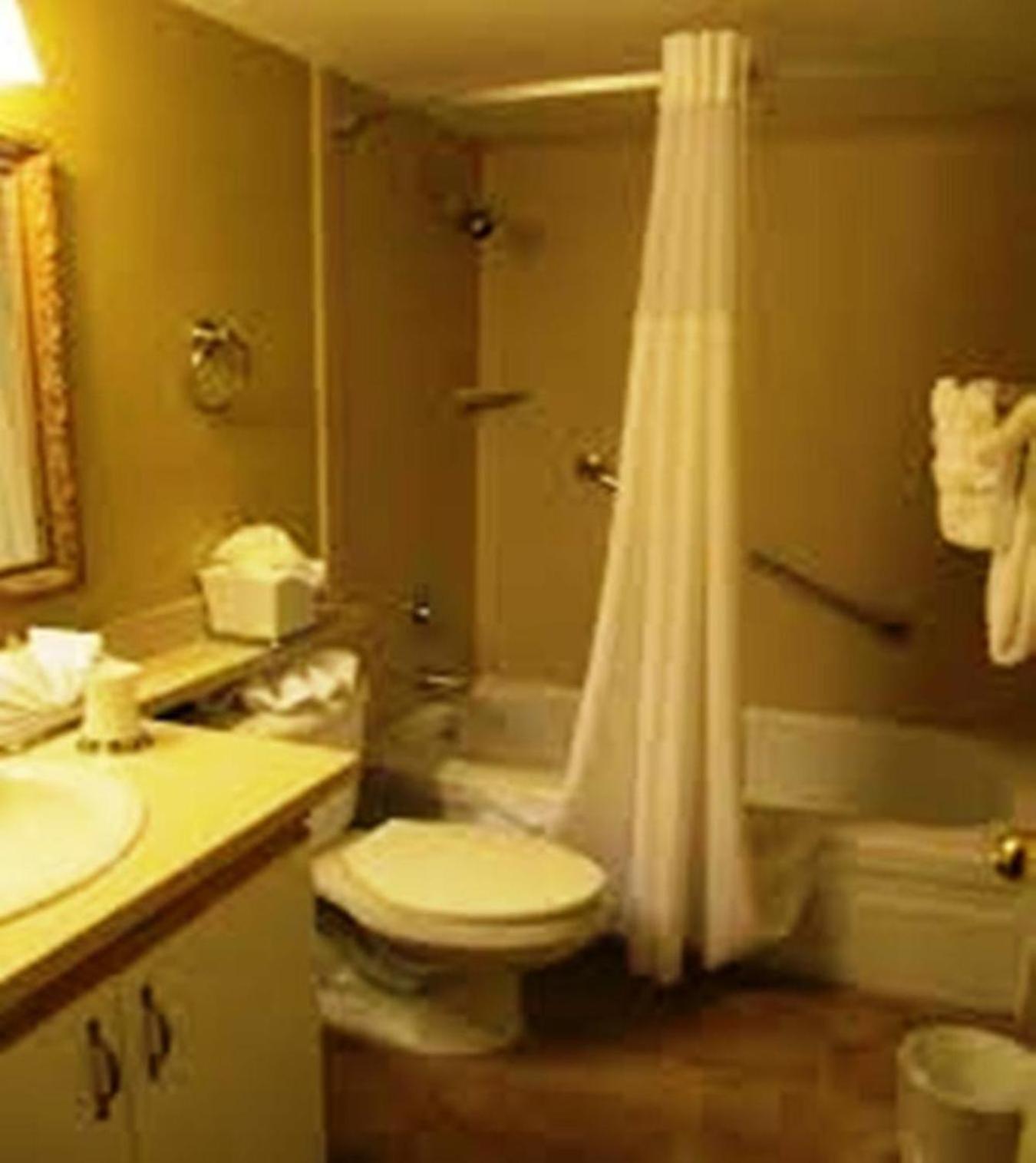 GetAways at the Jockey Club photo 19