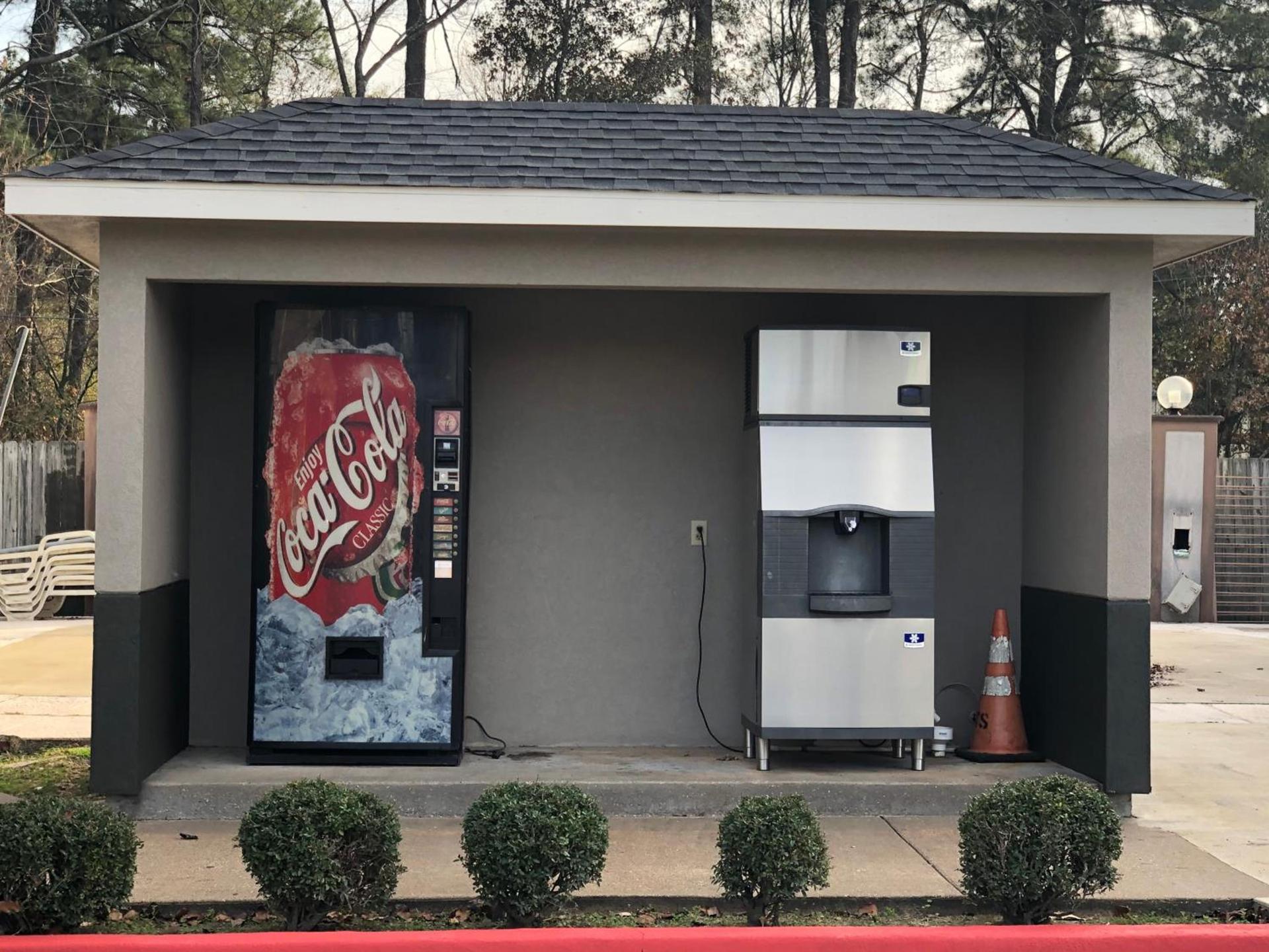 Diboll Inn and Suites photo 3