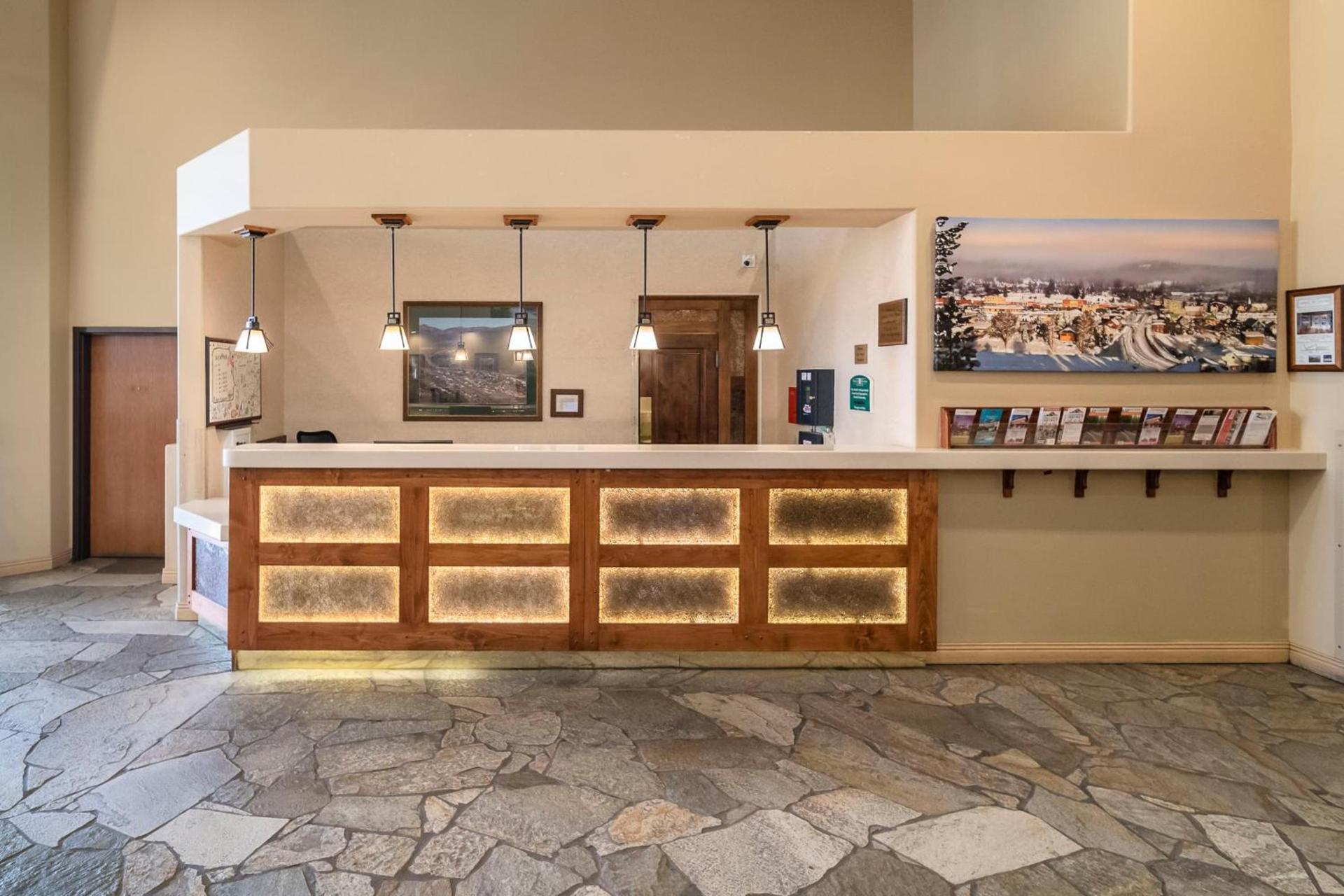 Truckee Donner Lodge photo 7
