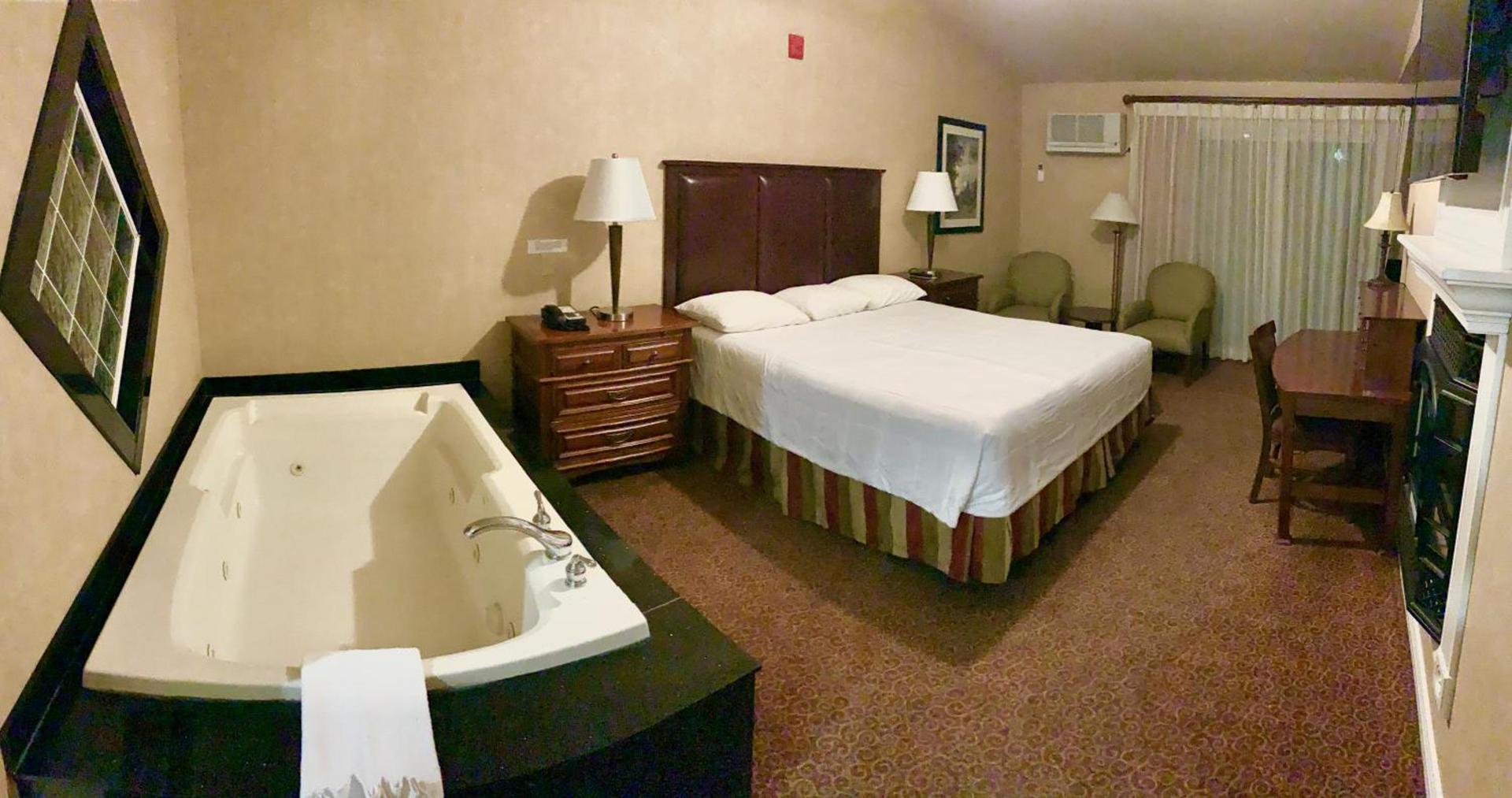 Yosemite View Lodge photo 53