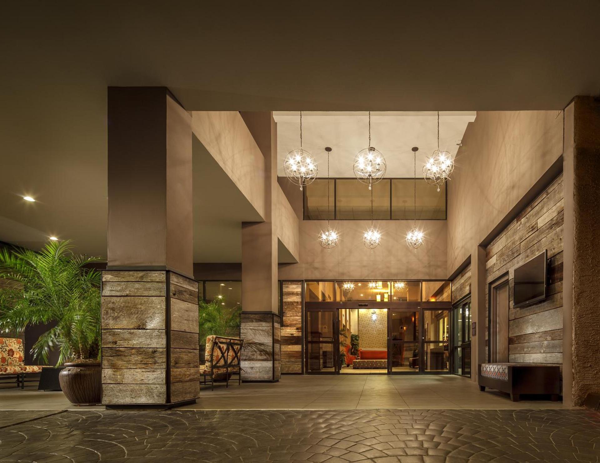 Crowne Plaza Phoenix Airport - PHX by IHG photo 19