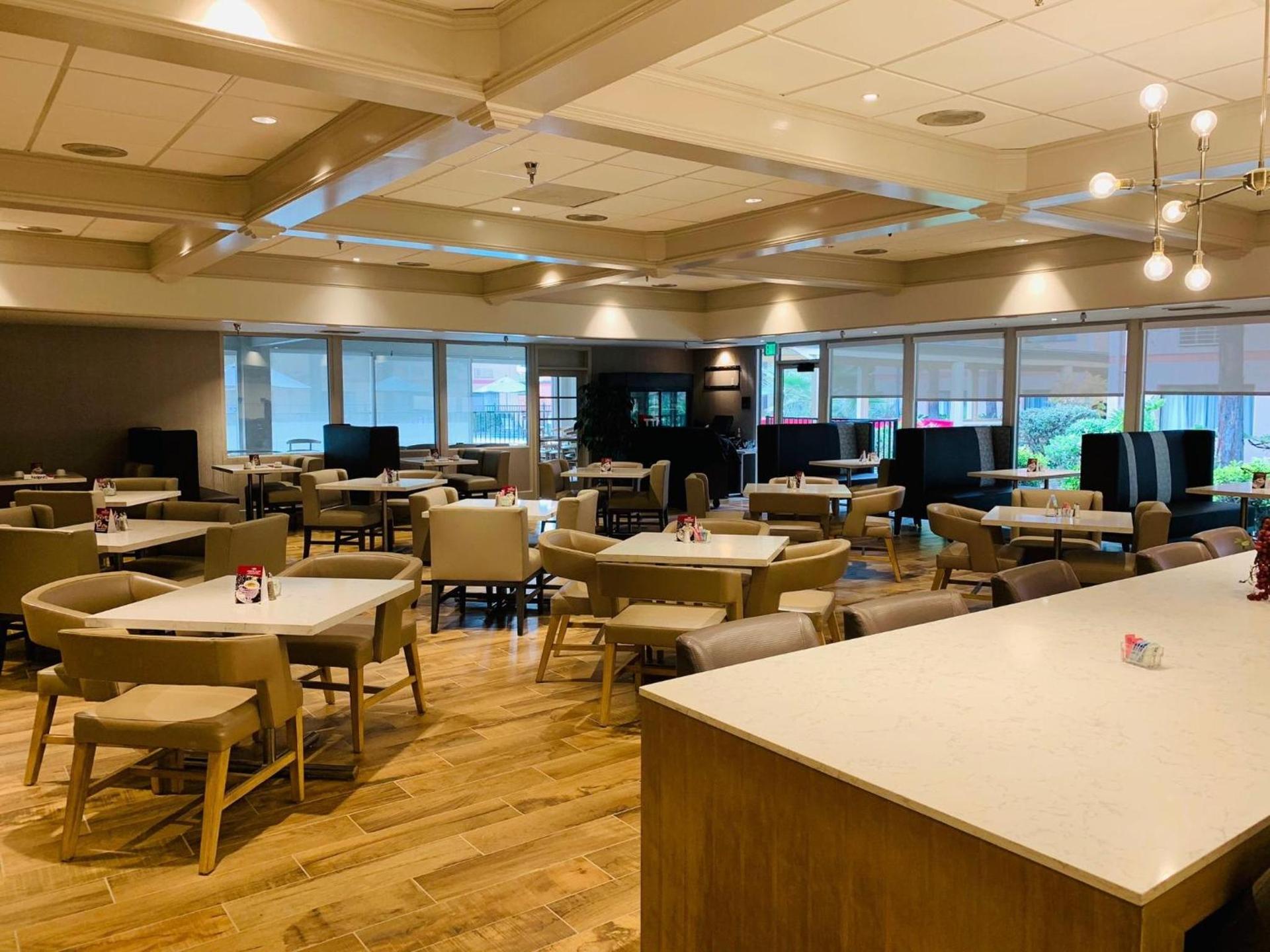 Crowne Plaza Silicon Valley North - Union City by IHG photo 22