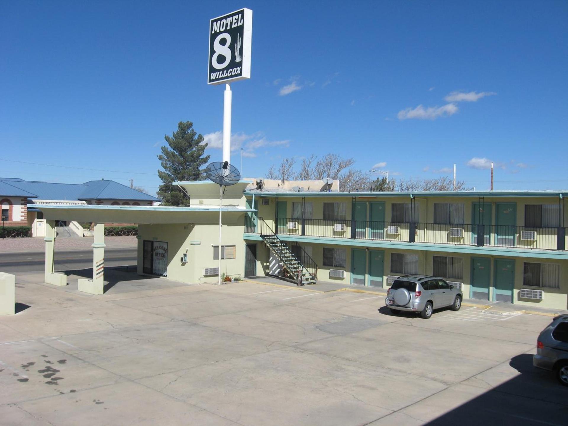Motel 8 Willcox photo 10