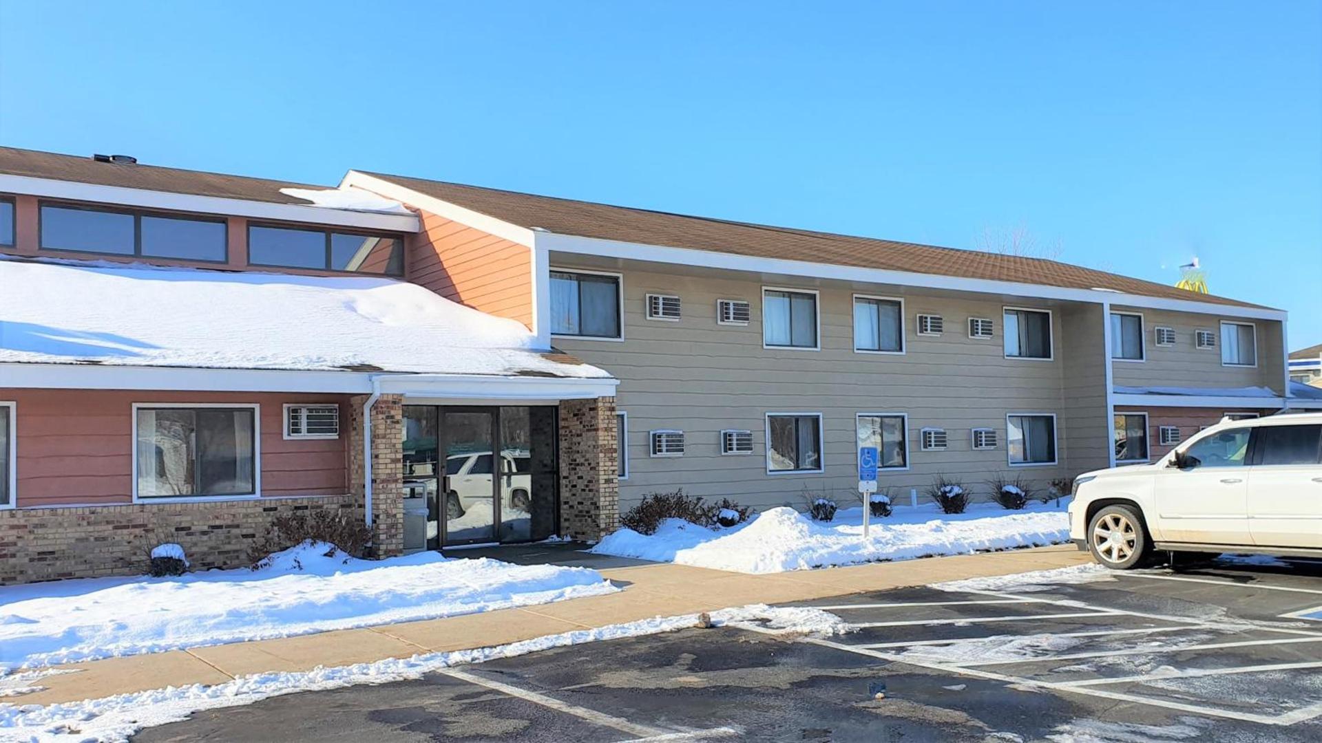 AmeriVu Inn & Suites-Avon photo 6