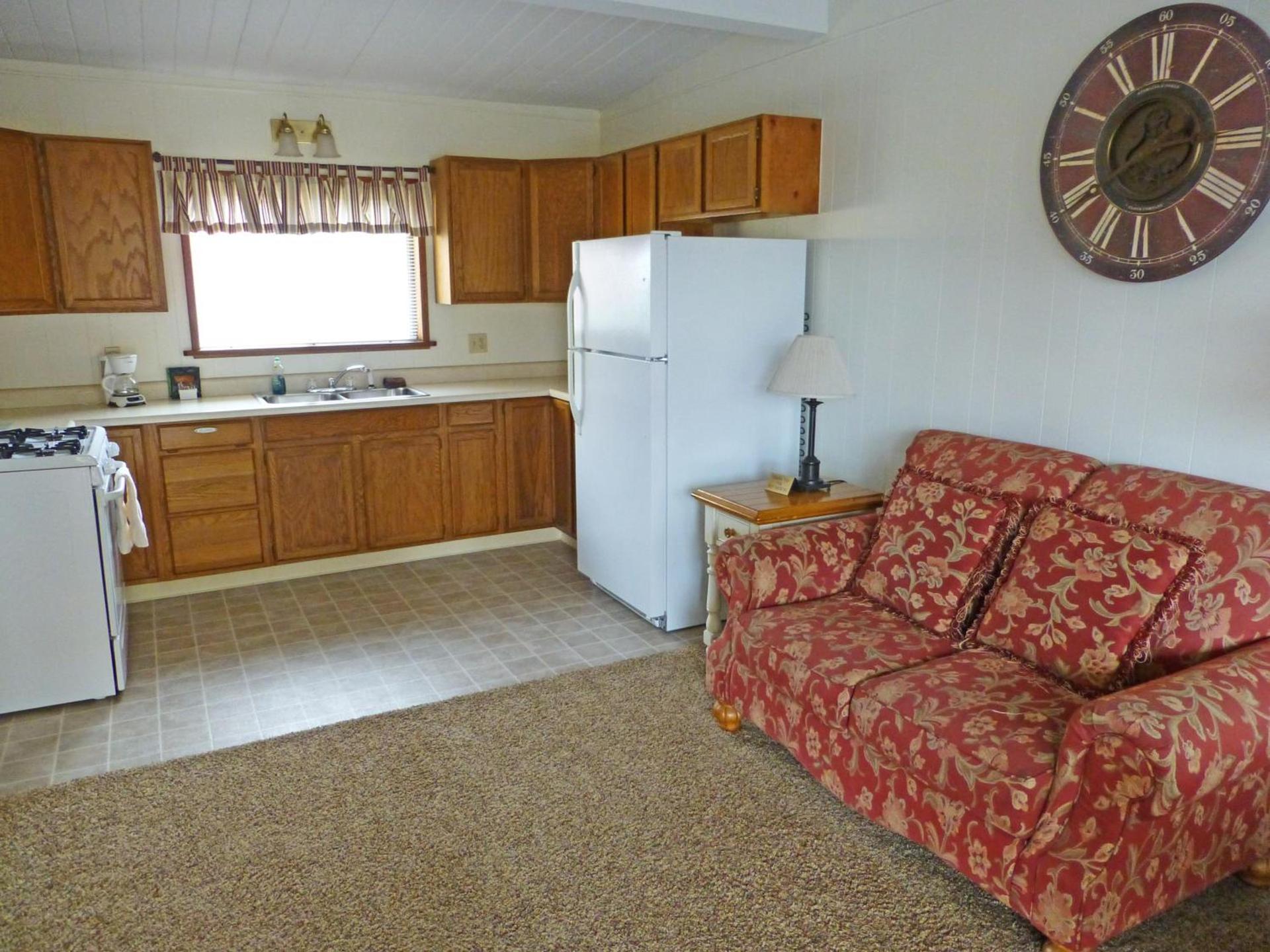 Redwood Suites photo 18