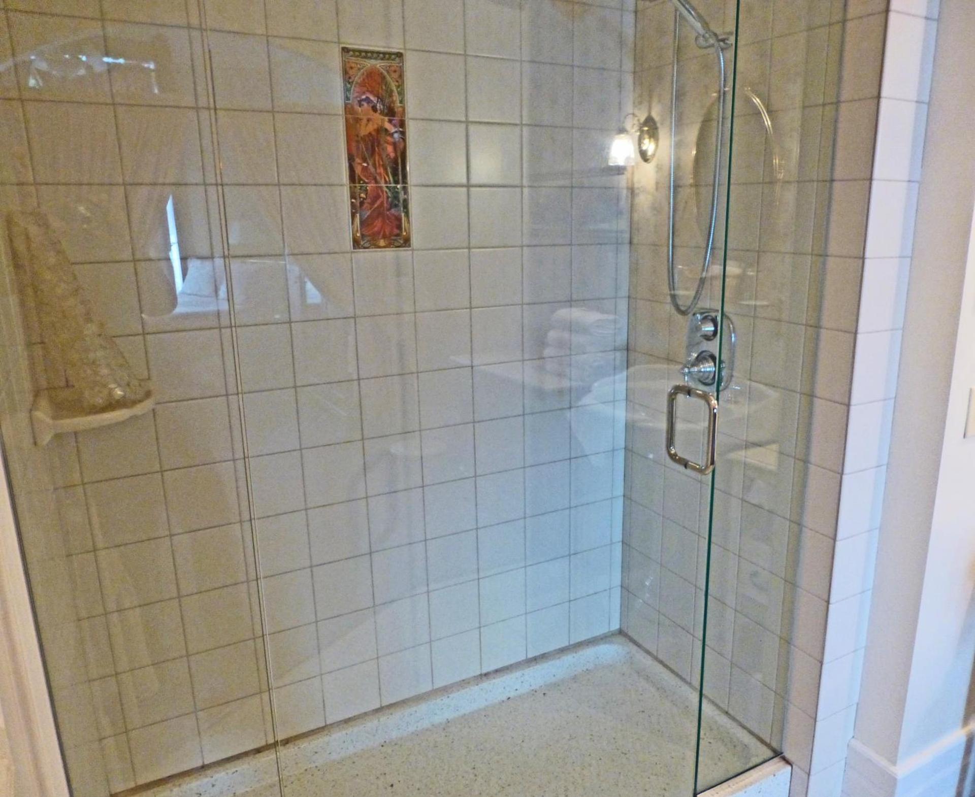 Victorian Inn photo 5