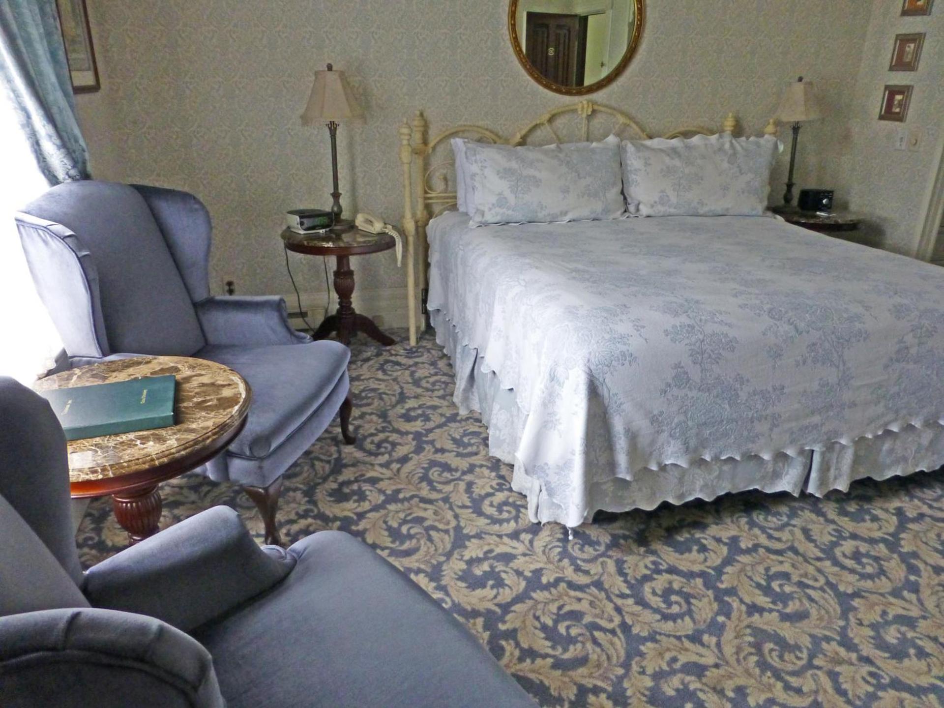 Victorian Inn photo 17