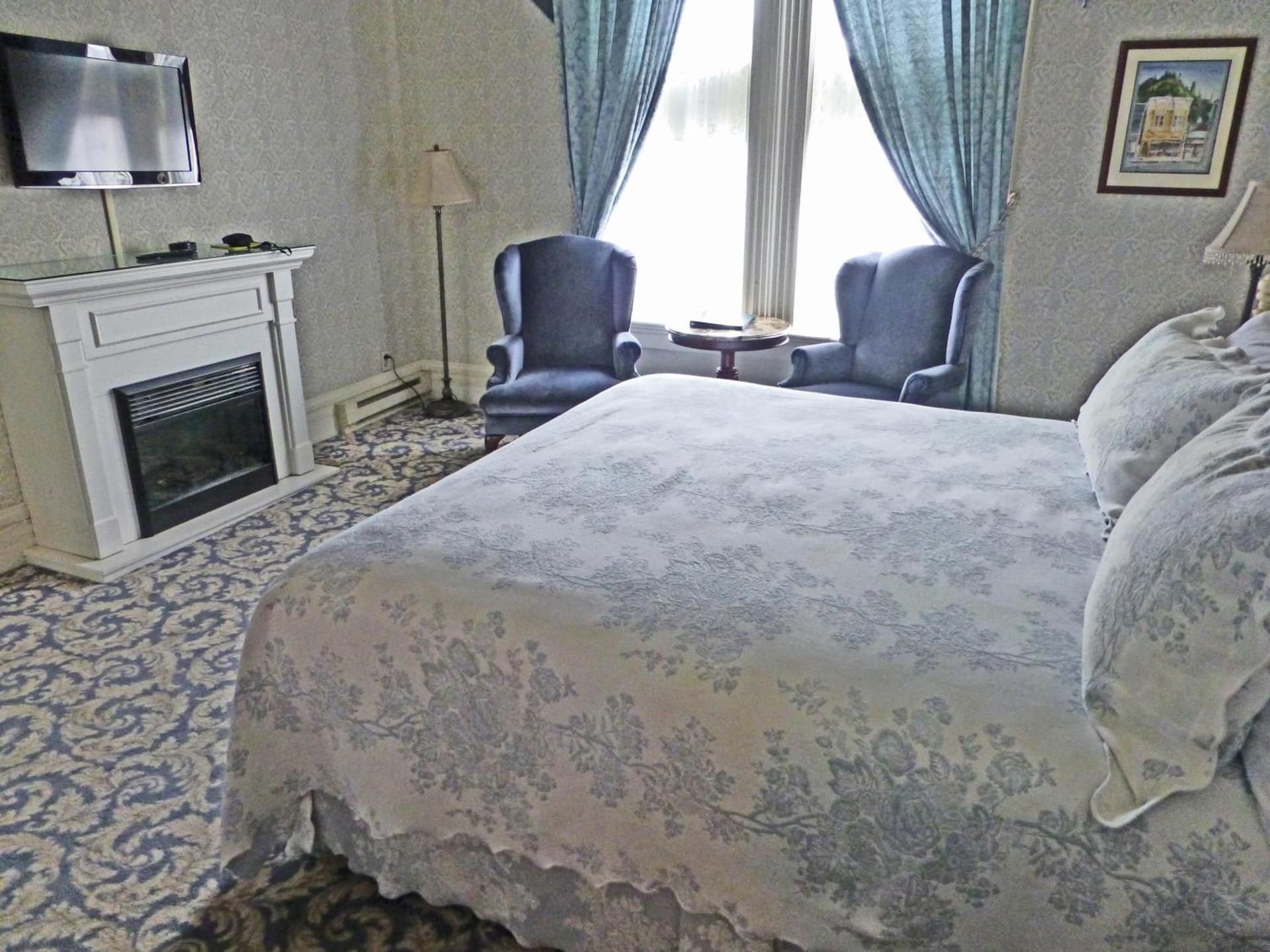 Victorian Inn photo 18